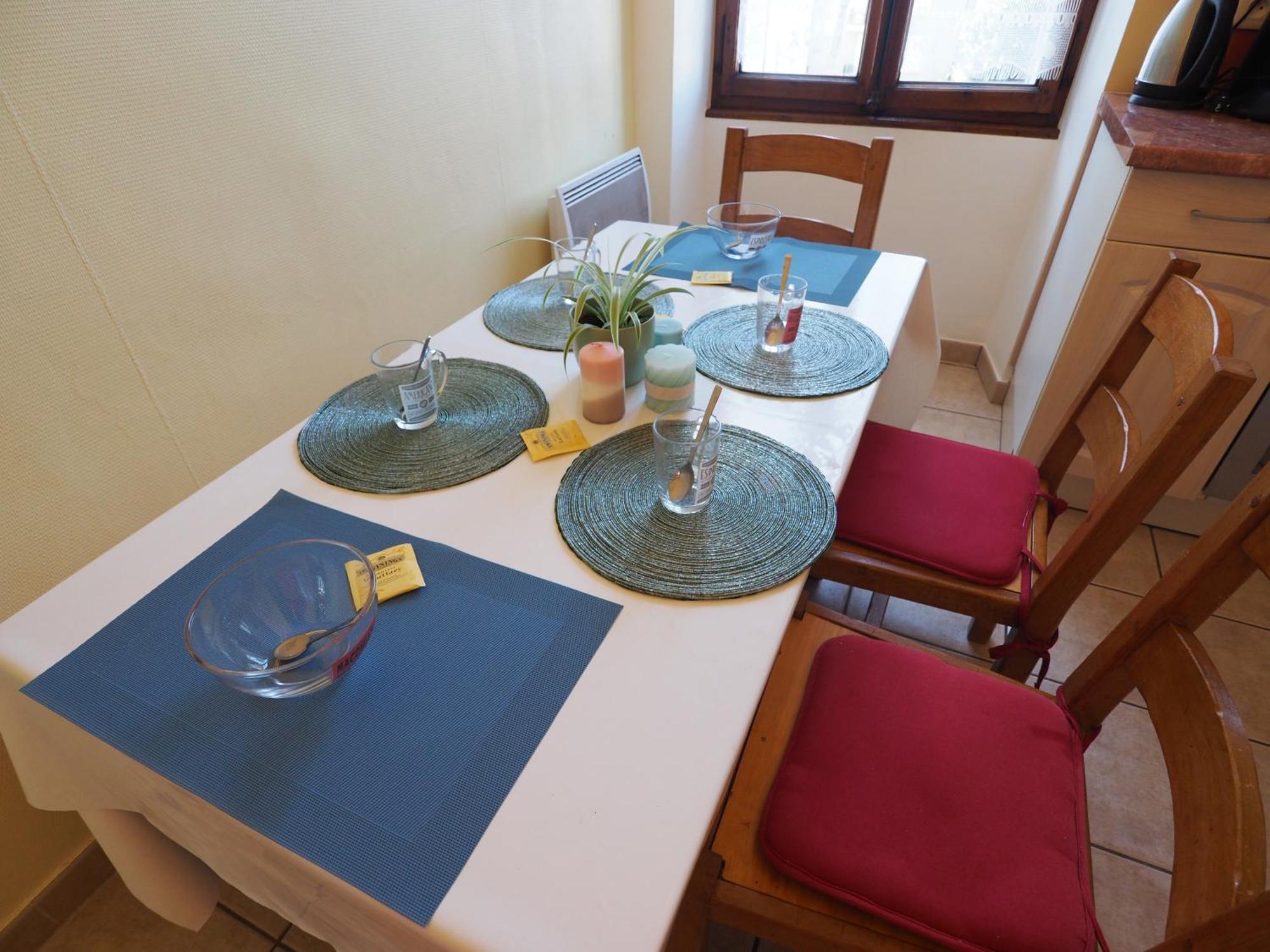 21 Rue De La Paix , Proche Et Vieille * Annecy