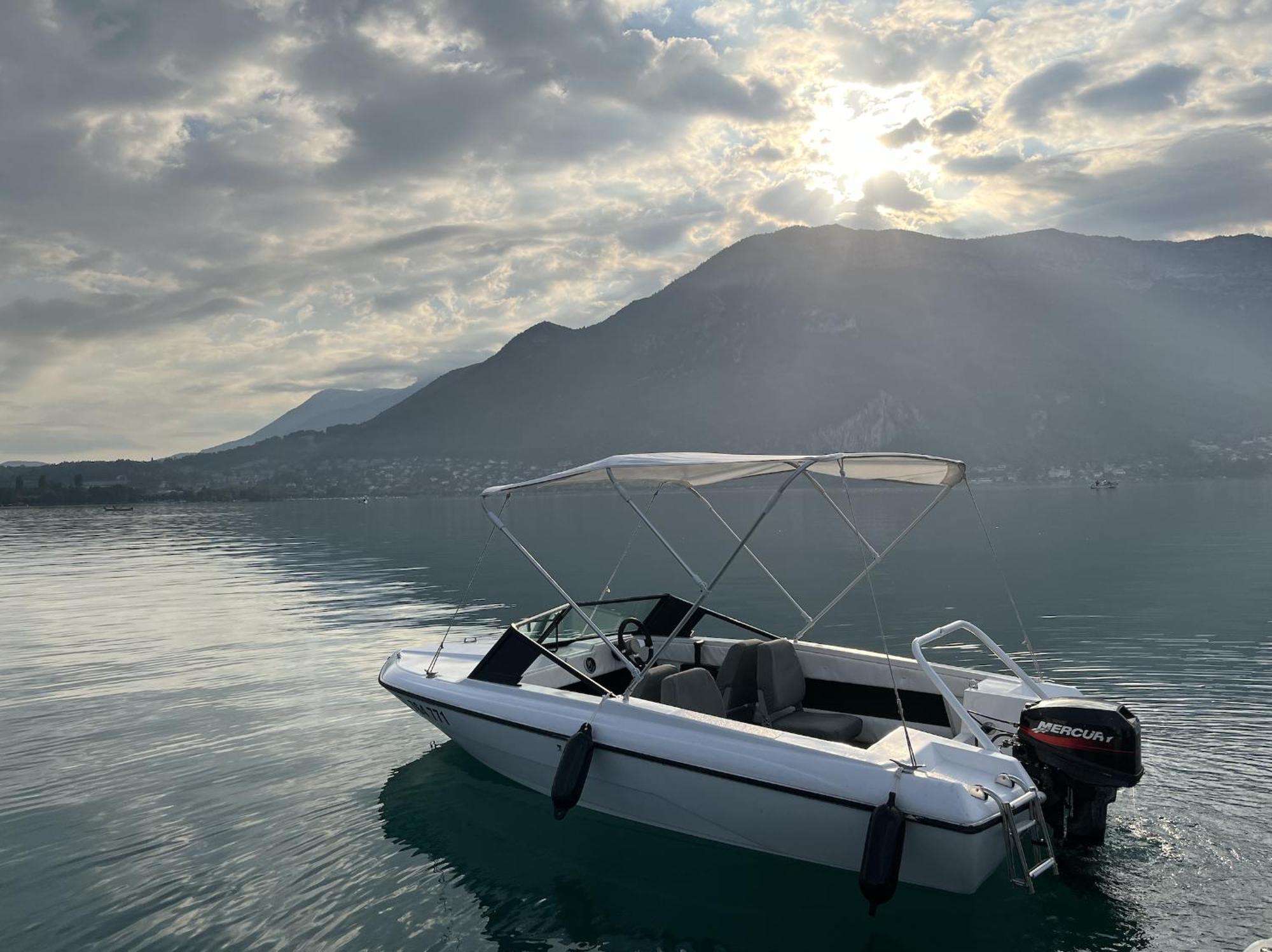 Joli Studio Avec Jardin Annecy