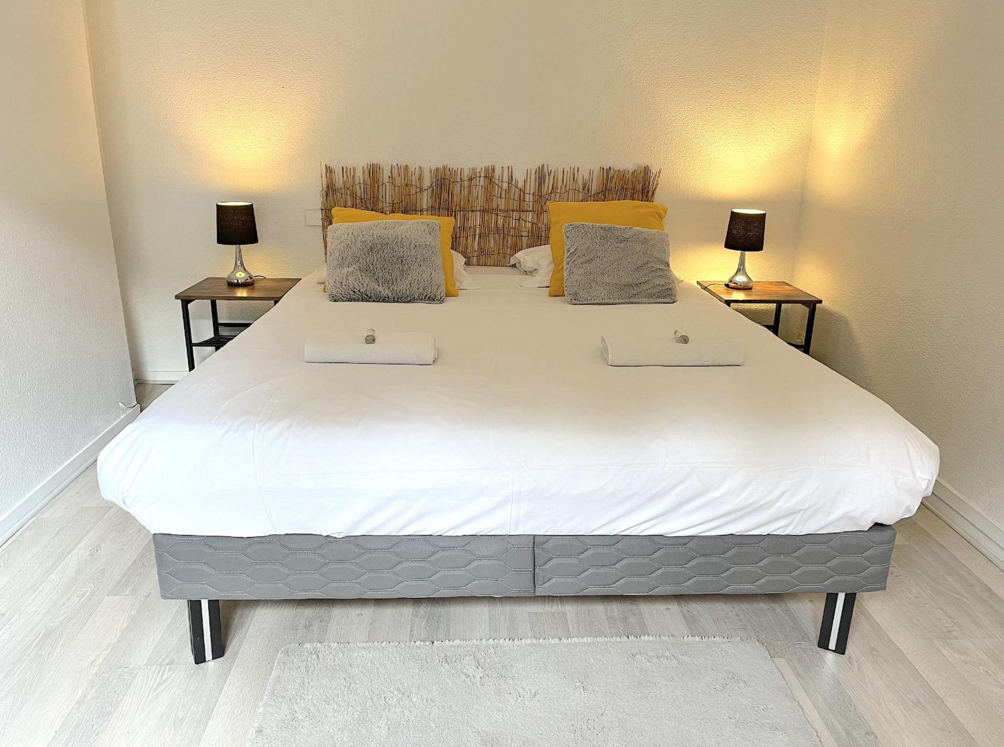T2 Apartment *
