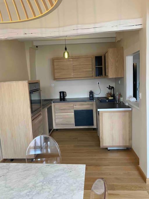 Apartment Superbe Au Coeur De La Vielle Annecy