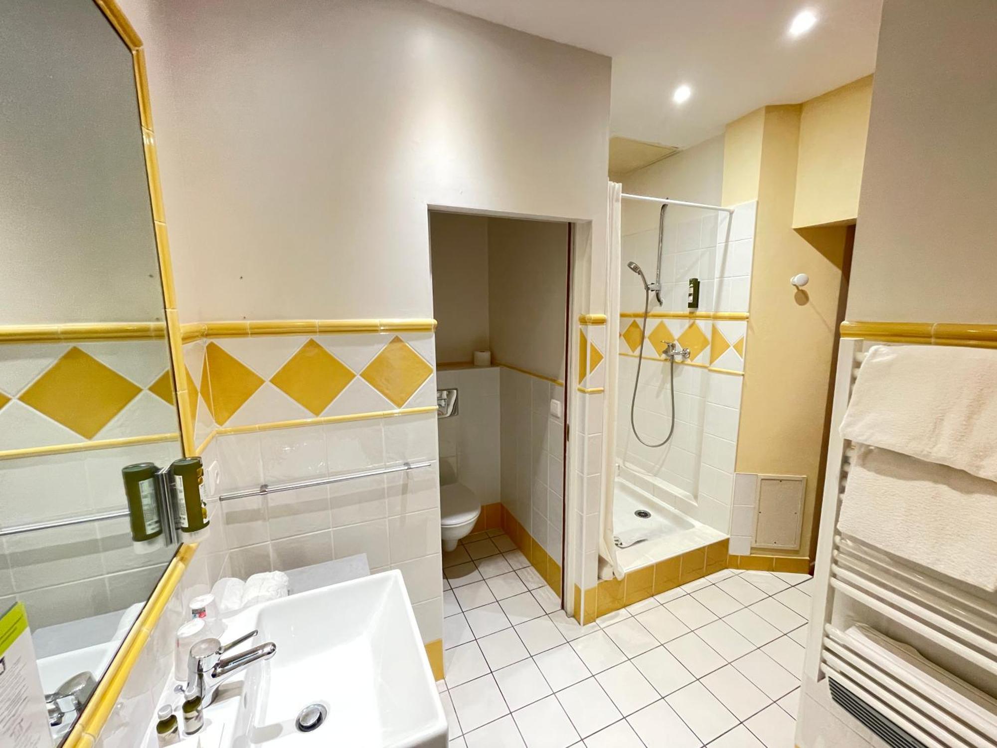 Des Marquisats Hotel