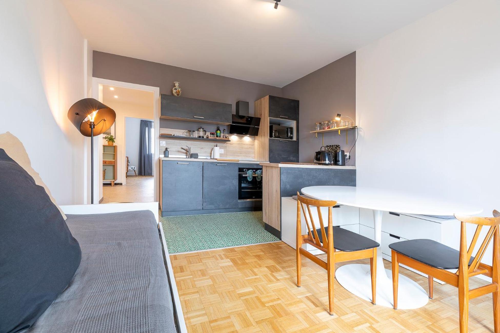 Apartment Centre Et Type 3 Terrasse *