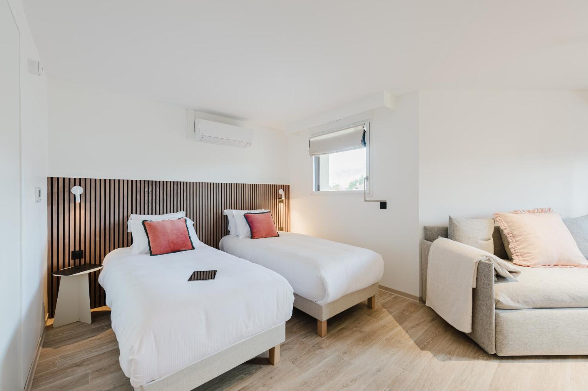 Neostelia Aparthotel *