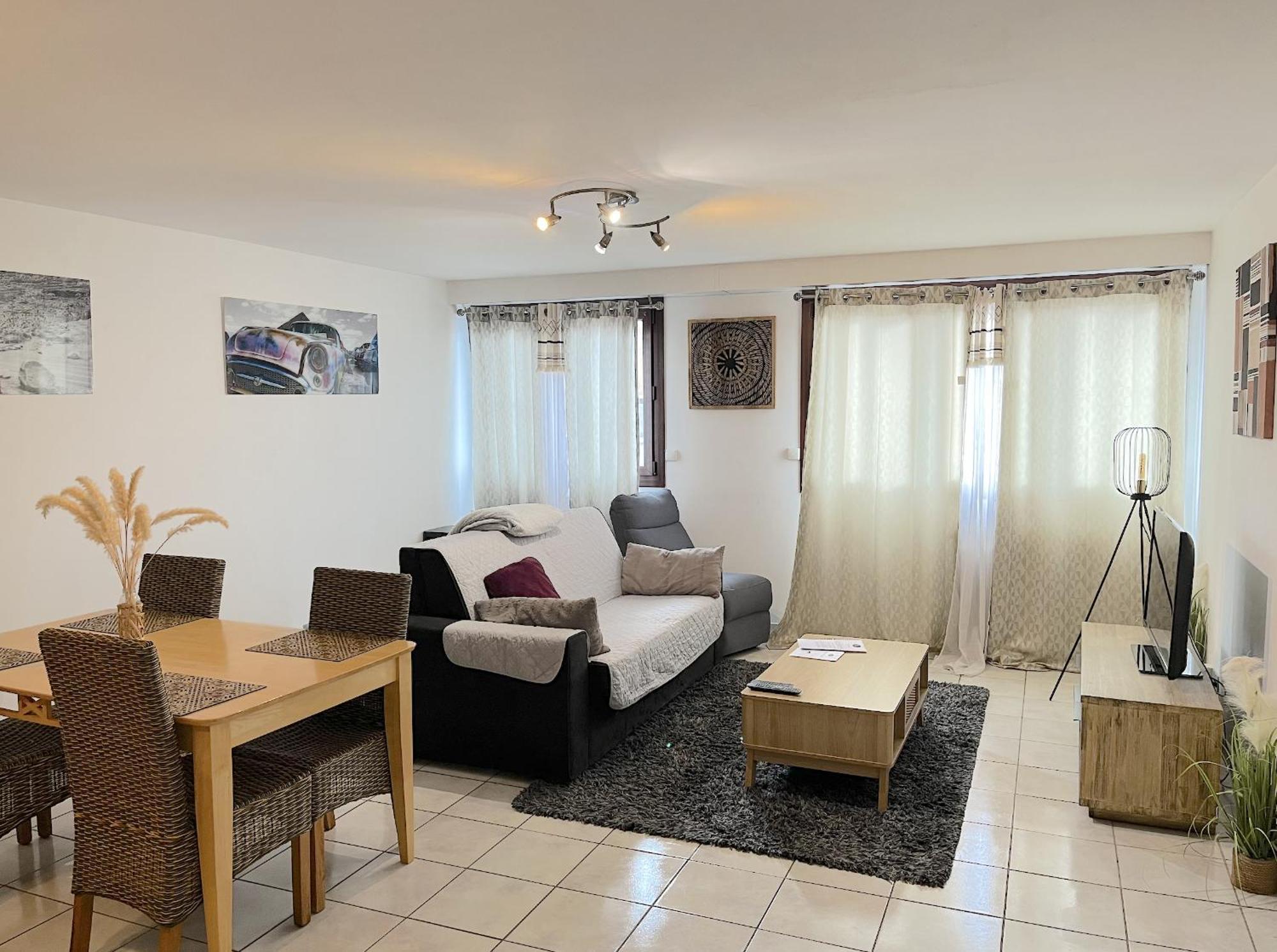 Appartement Superbe Avec Parking Gratuit Sur Place *