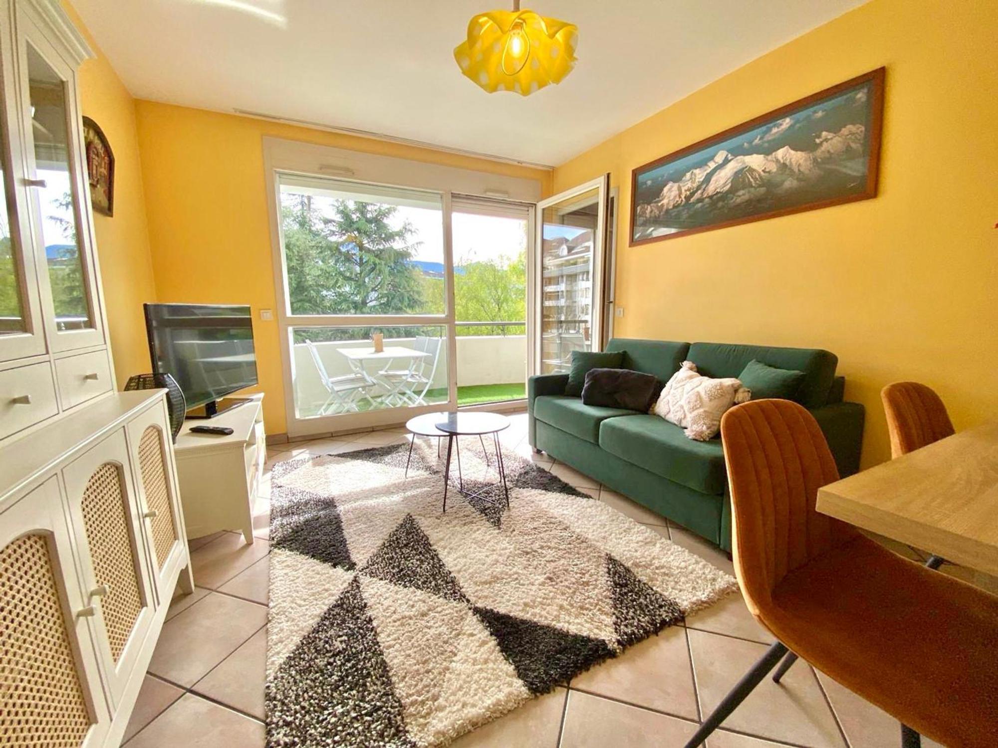 Annecy, 2 Pièces, 4 Personnes - Fr-1-432-73 *