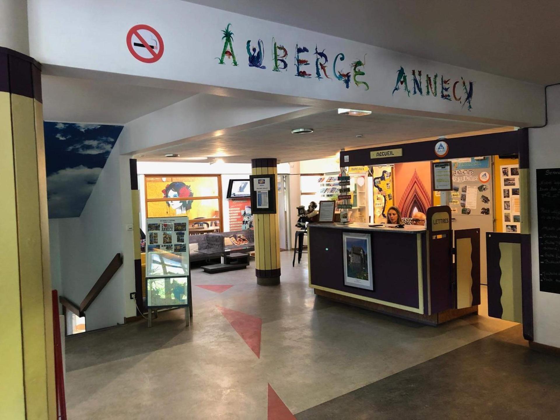 Hi * Annecy