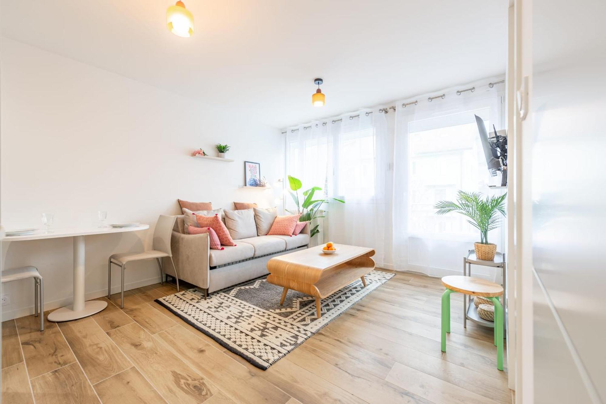 Pershing - Confortable A Deux Pas Du Apartment