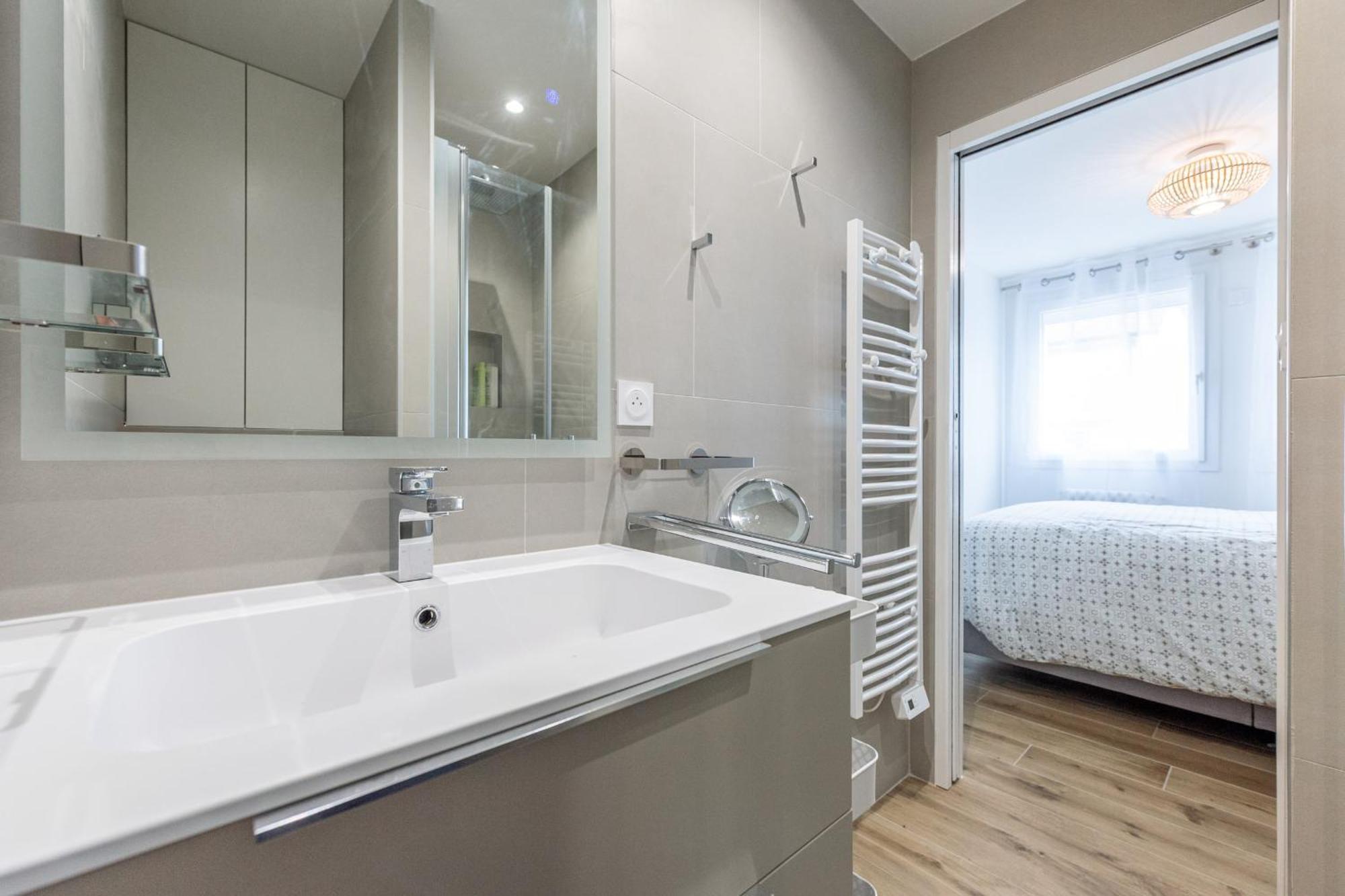 Apartment Pershing - Confortable A Deux Pas Du *