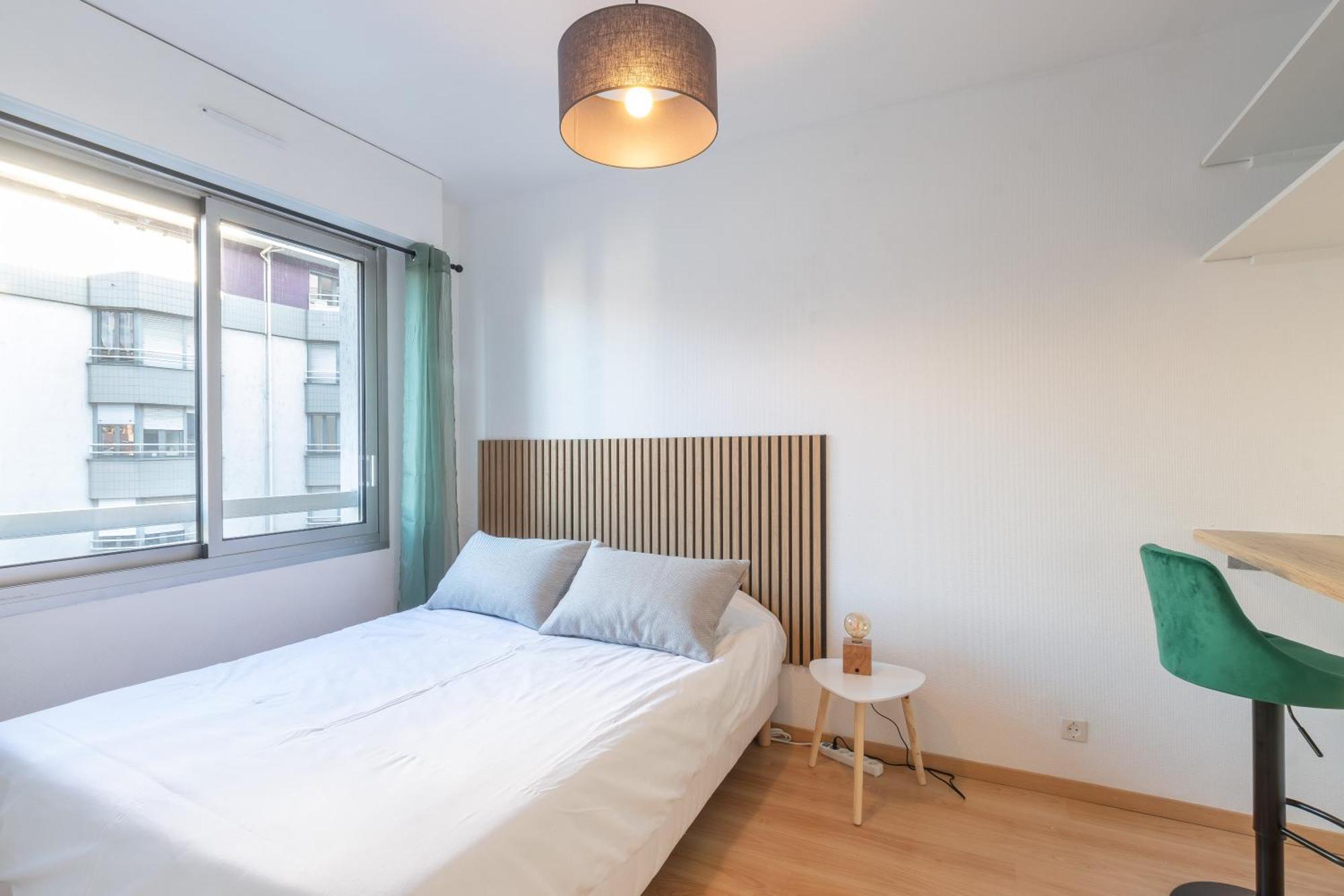 Apartment & L' Ideal - Gare, Et Parking Public 5 Min *