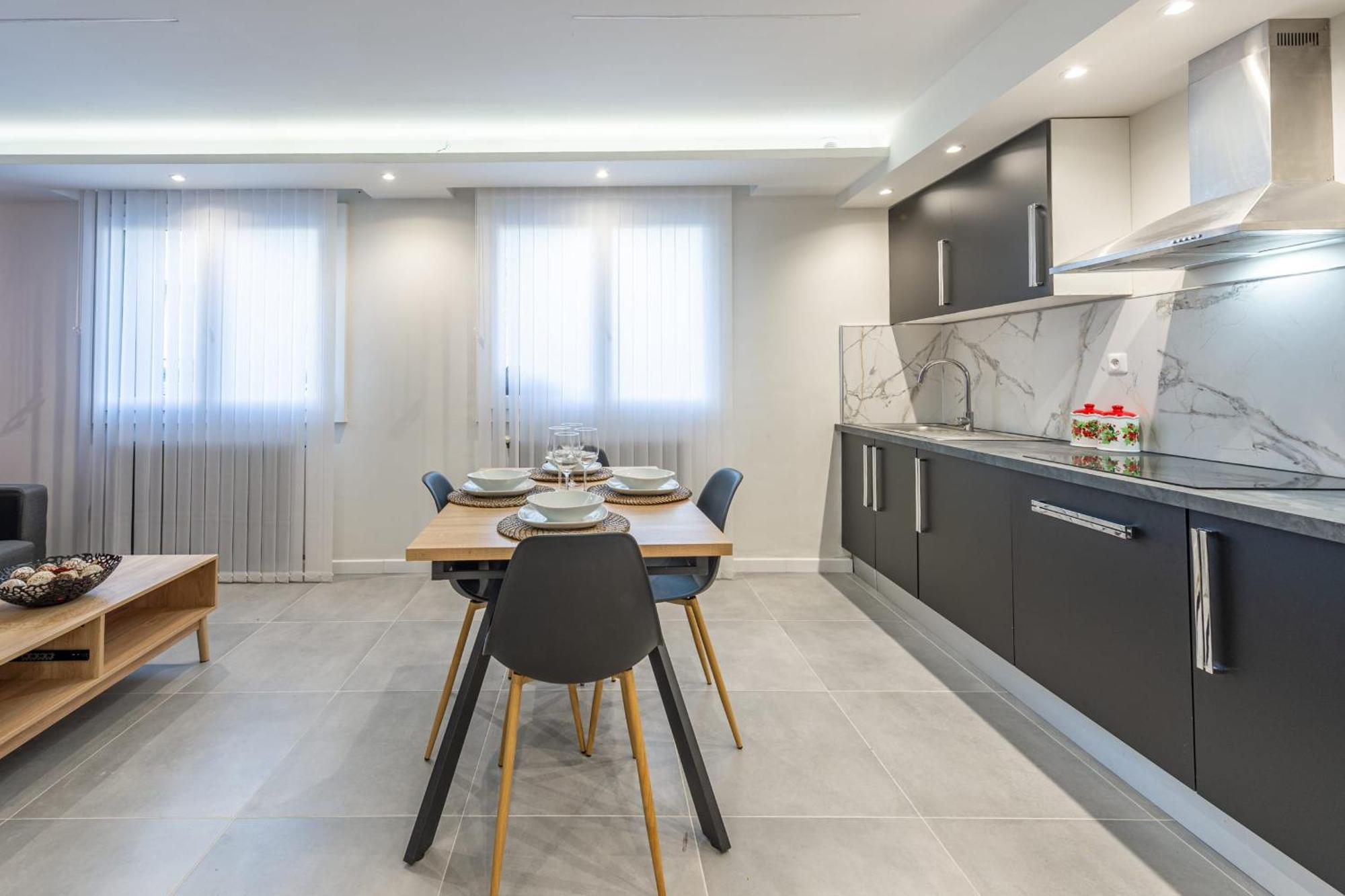 Merveille De Clarisse En Appartement *