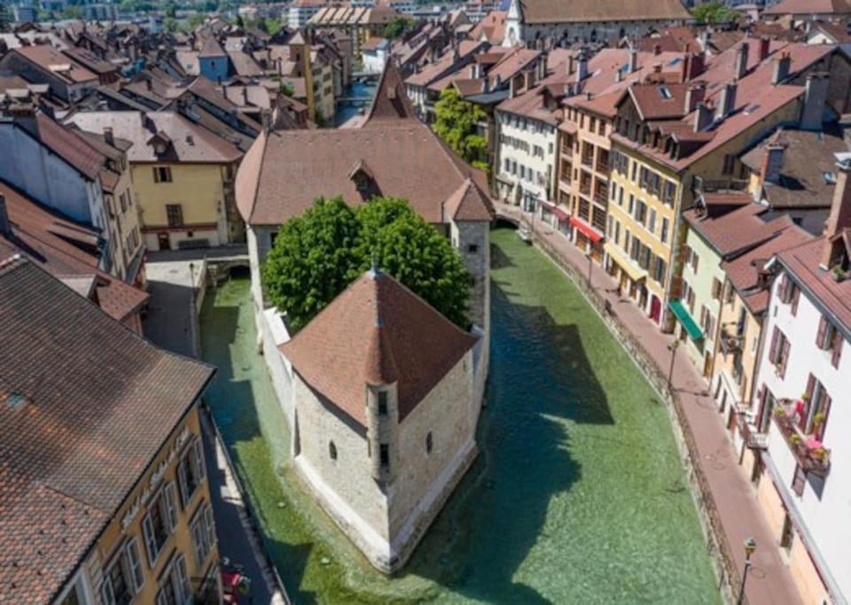 Petit Loft Des Prisons Apartment Annecy