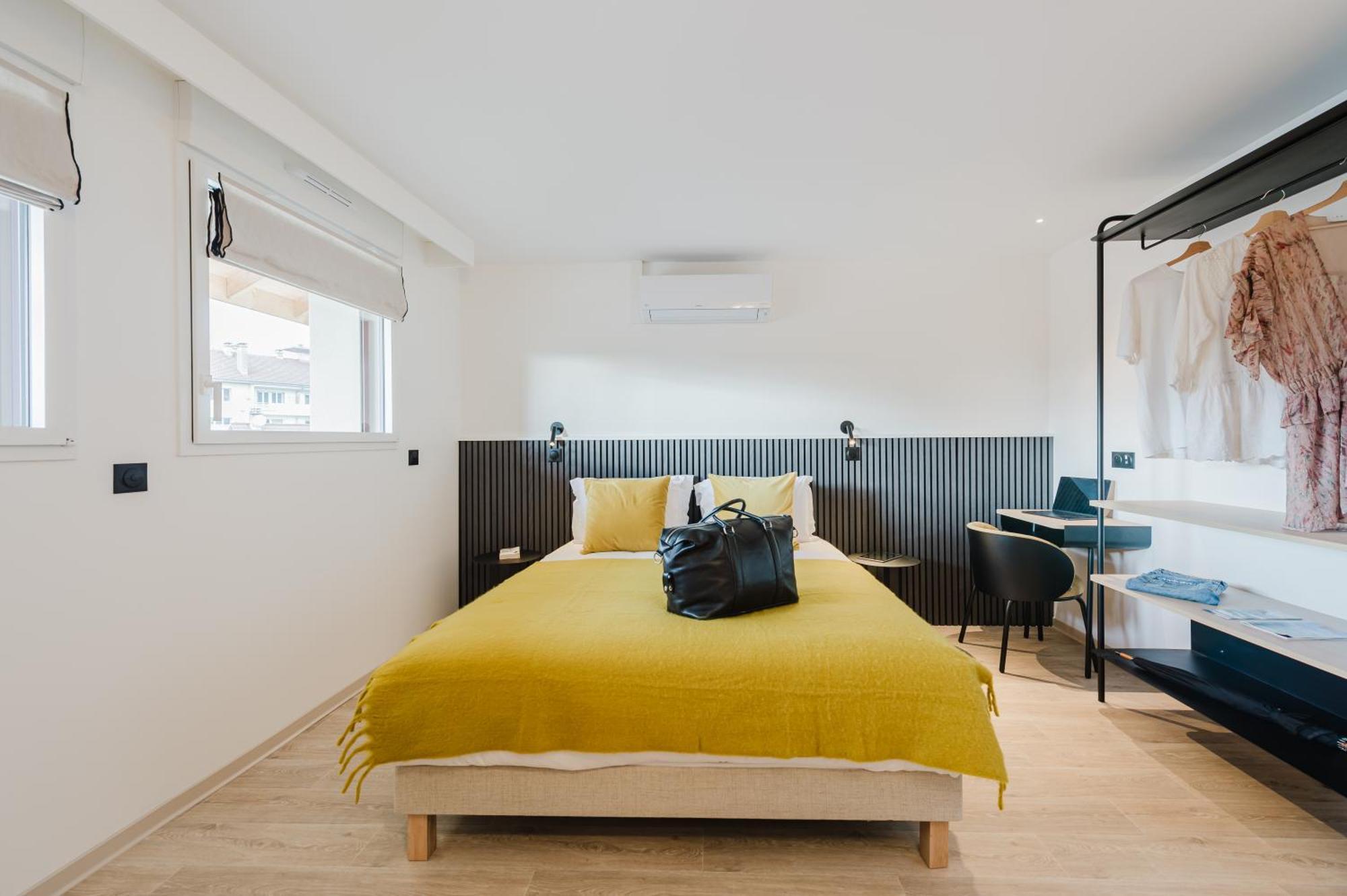 Neostelia Aparthotel *