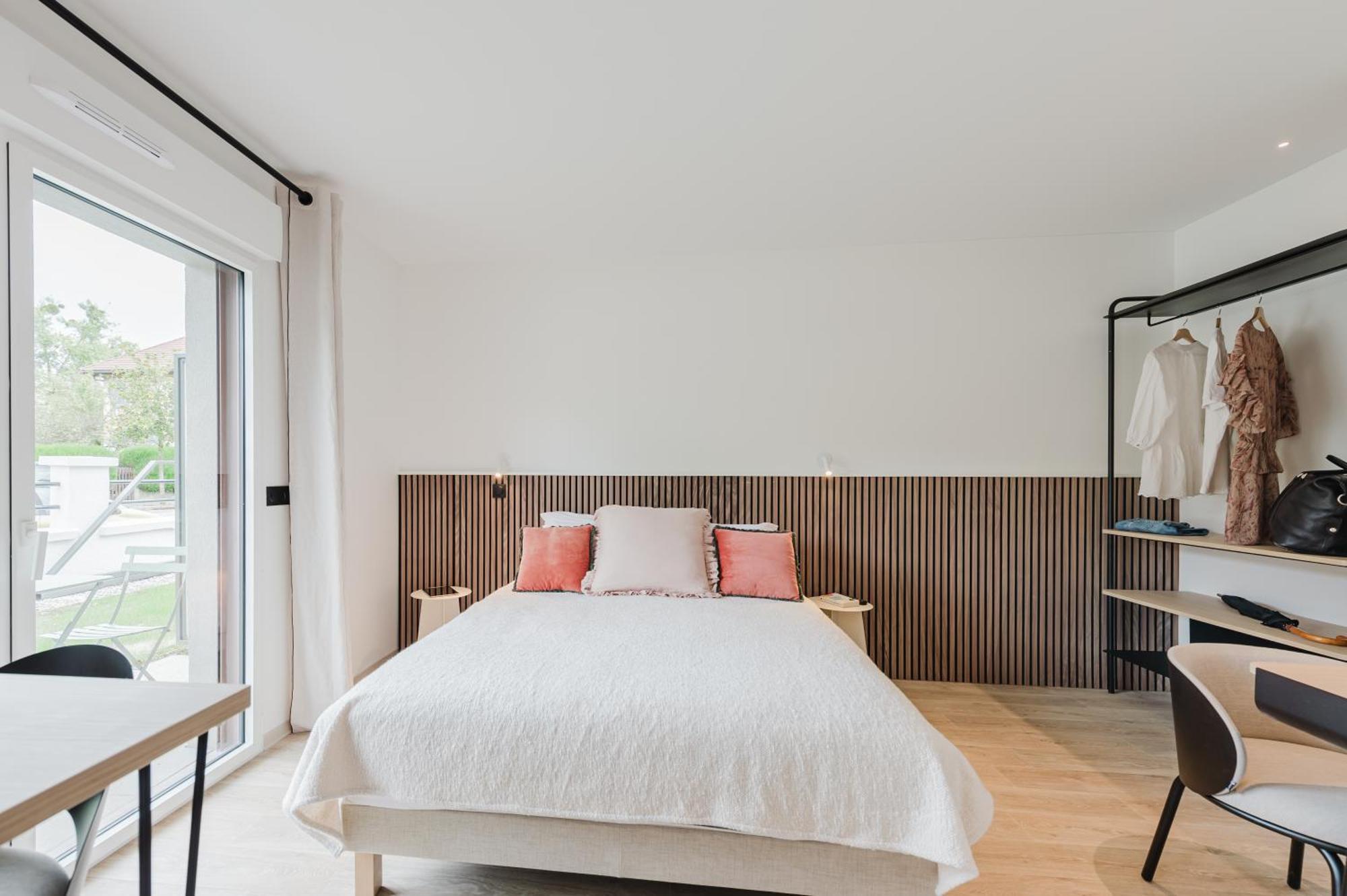 Neostelia Aparthotel