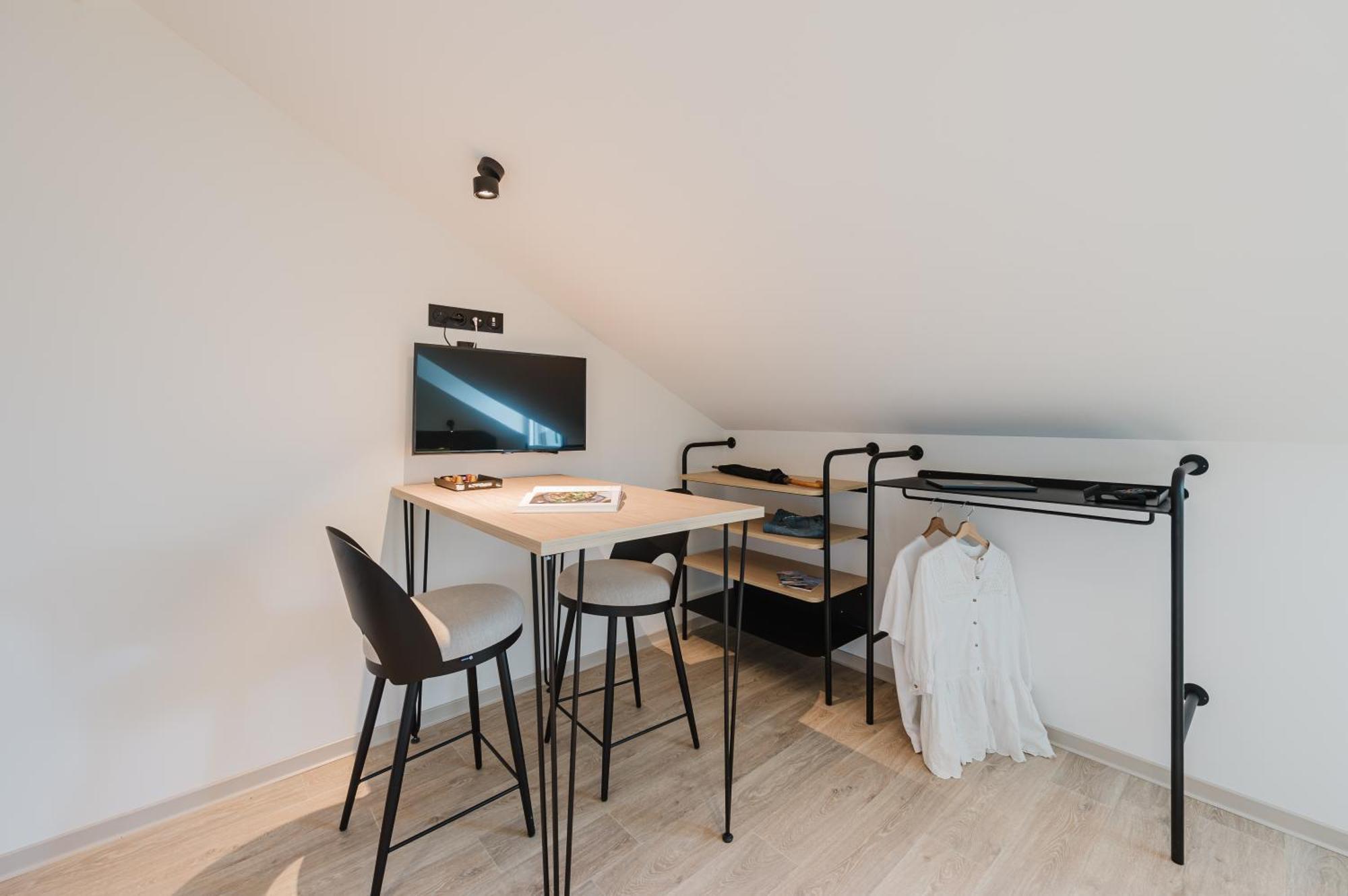 Neostelia Annecy
