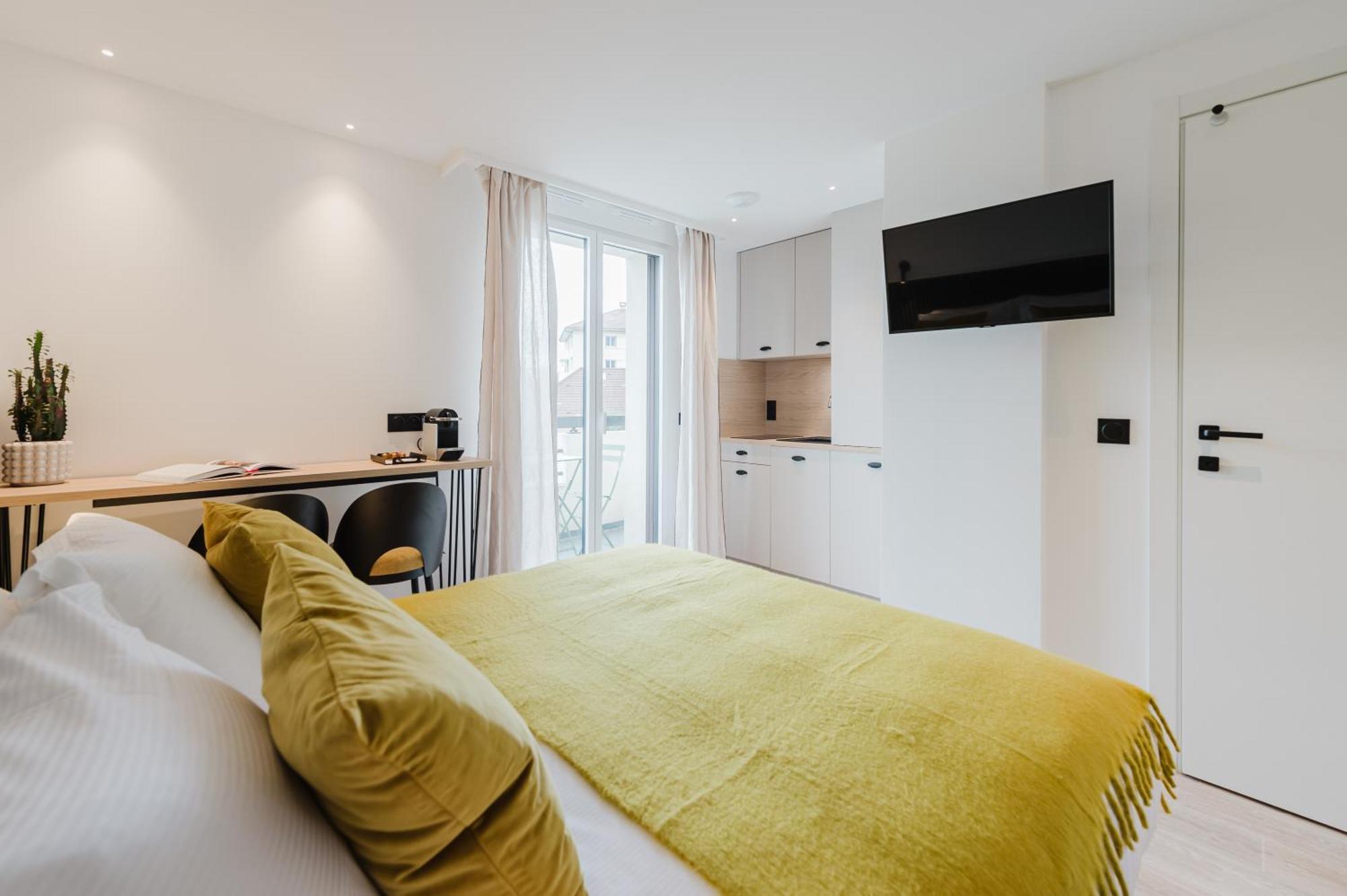 Aparthotel Neostelia *
