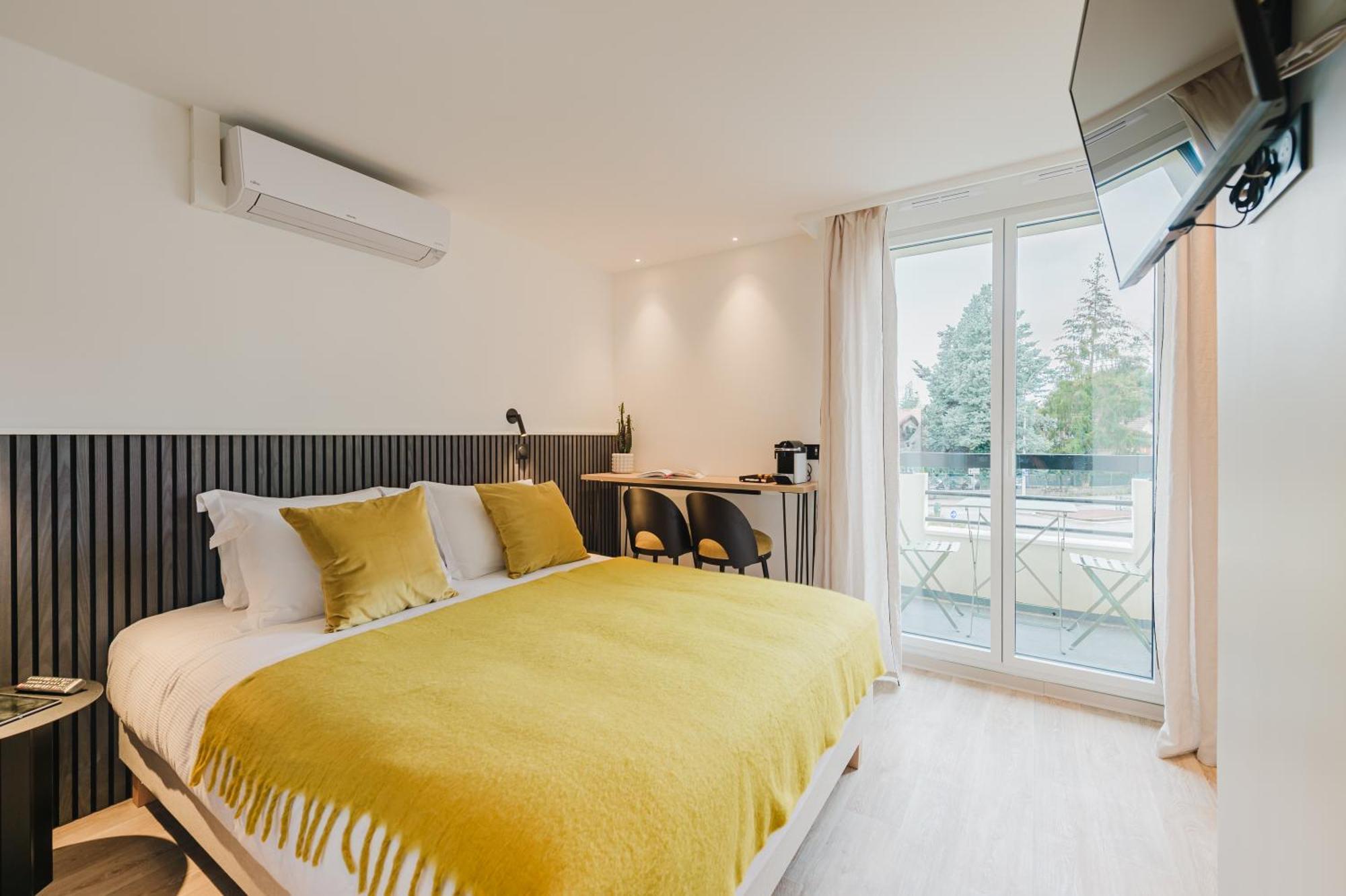 Neostelia Aparthotel *