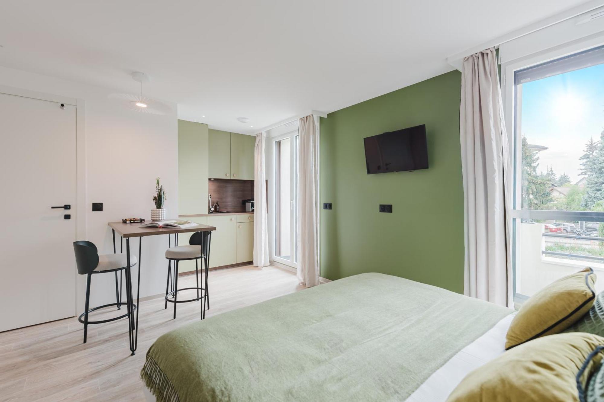 Neostelia Annecy