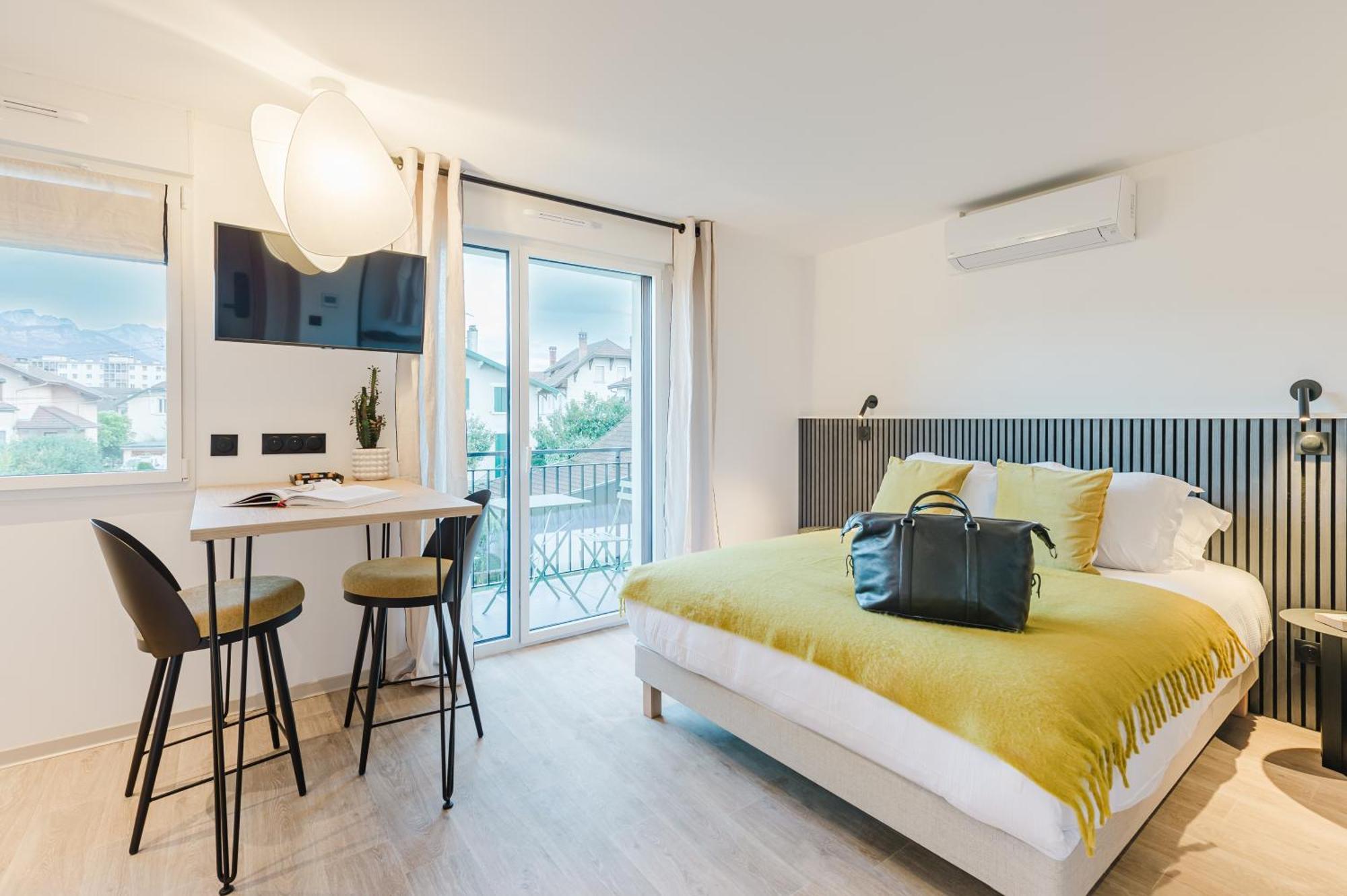 Aparthotel Neostelia *