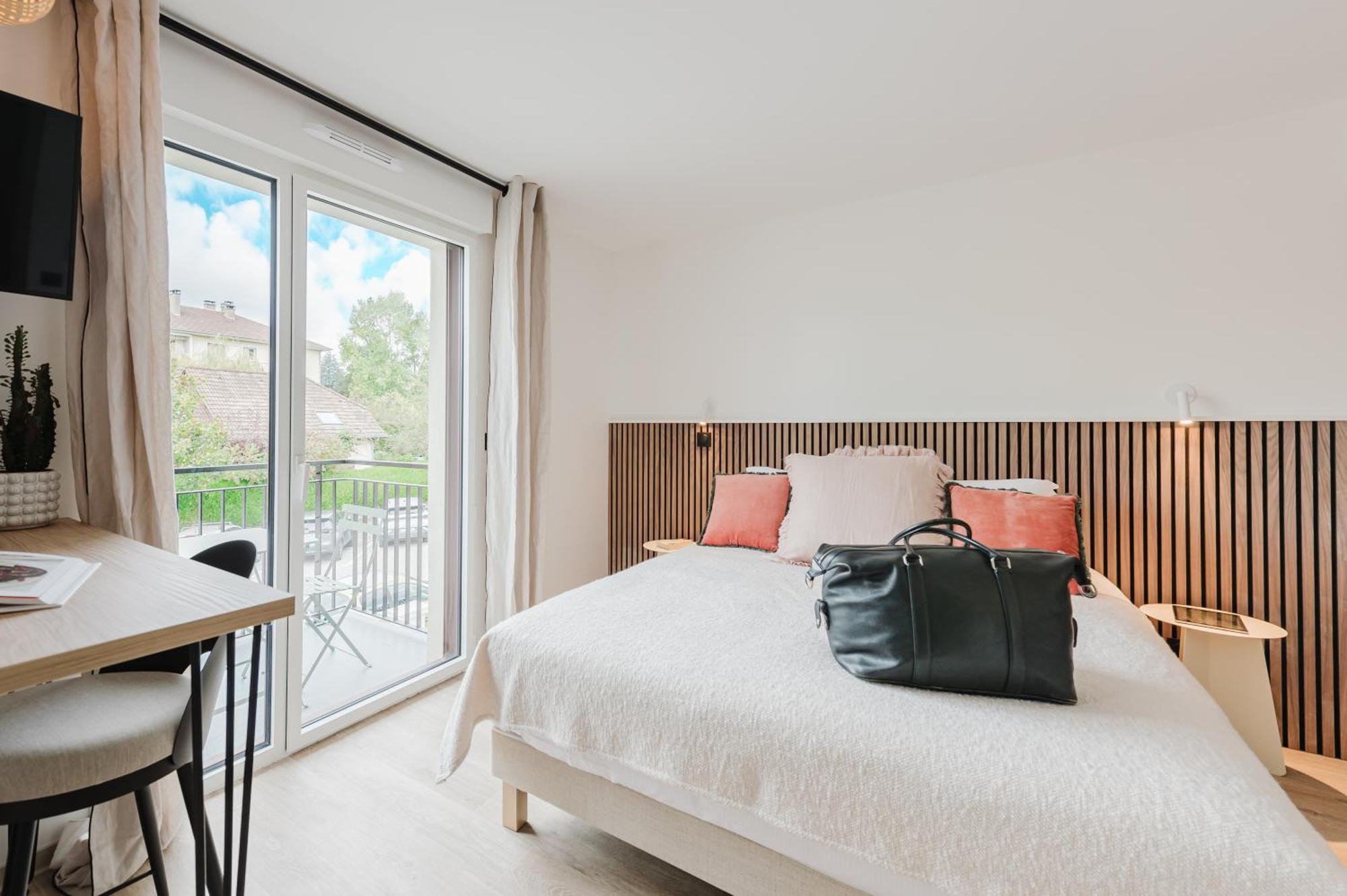 Neostelia Aparthotel *