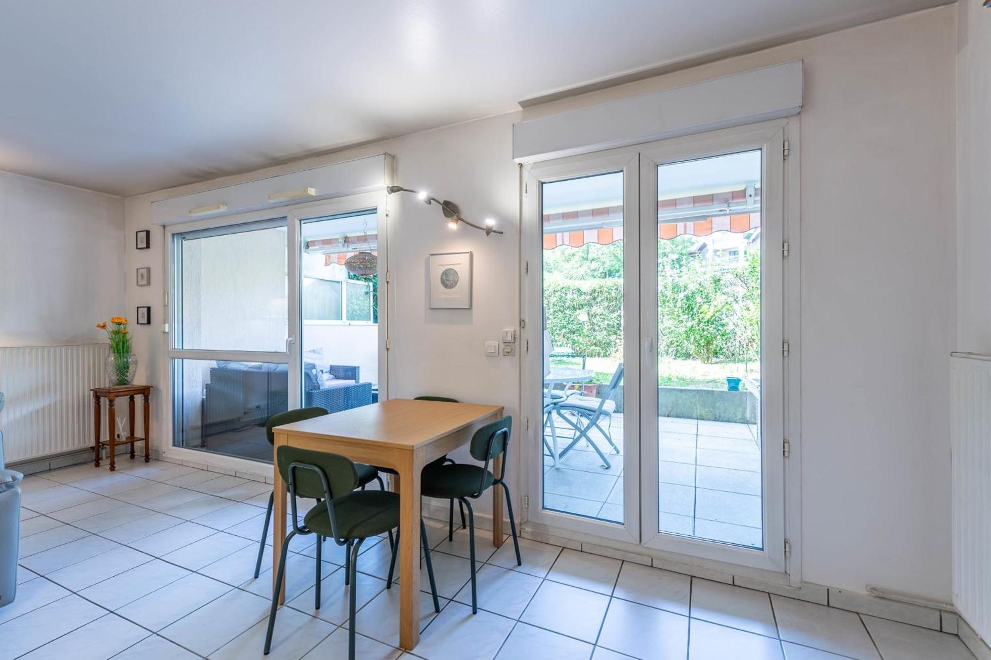 T3 Avec Terrasse Dans Un Quartier Calme Apartment Annecy