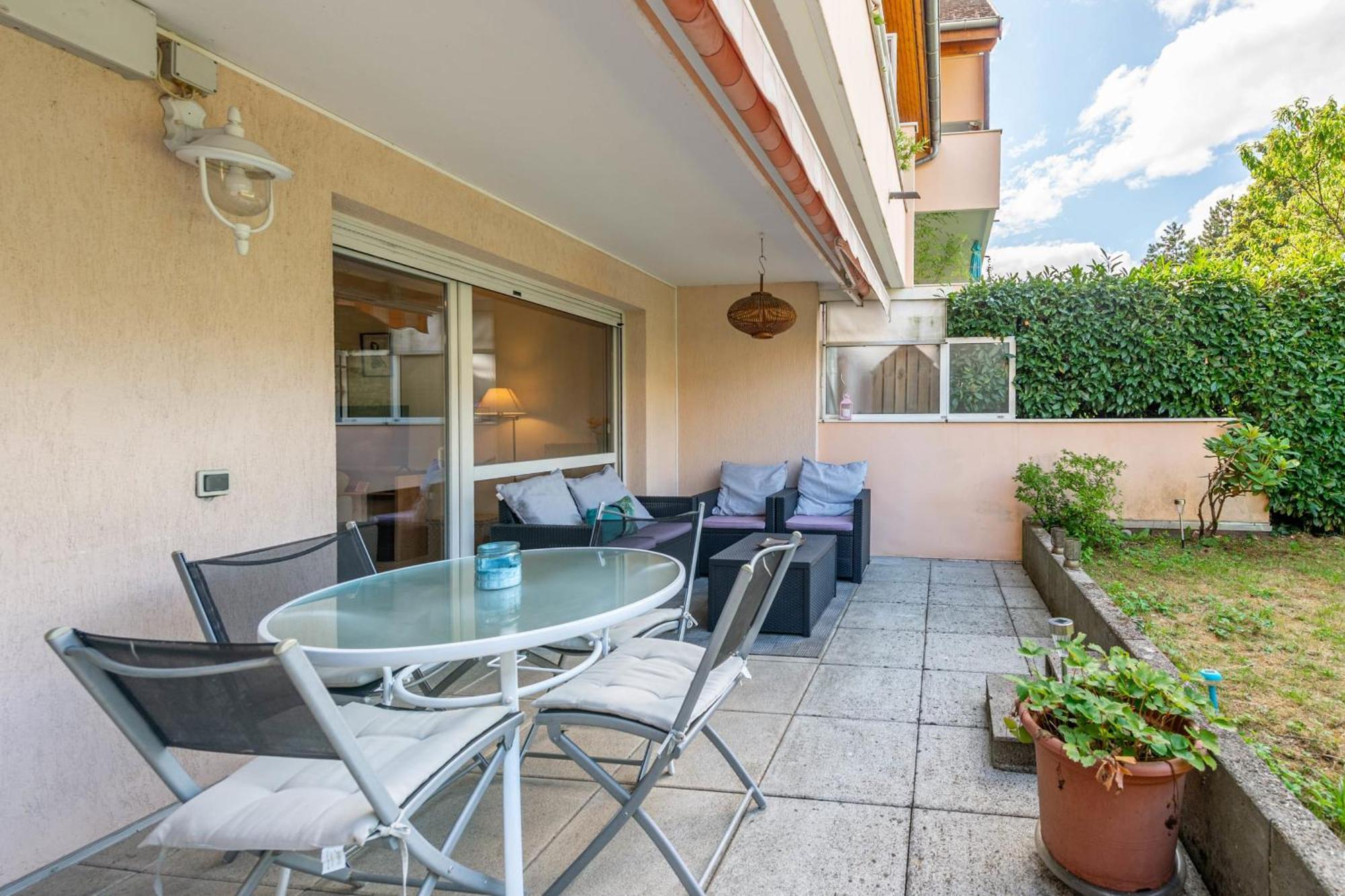 Apartment T3 Avec Terrasse Dans Un Quartier Calme