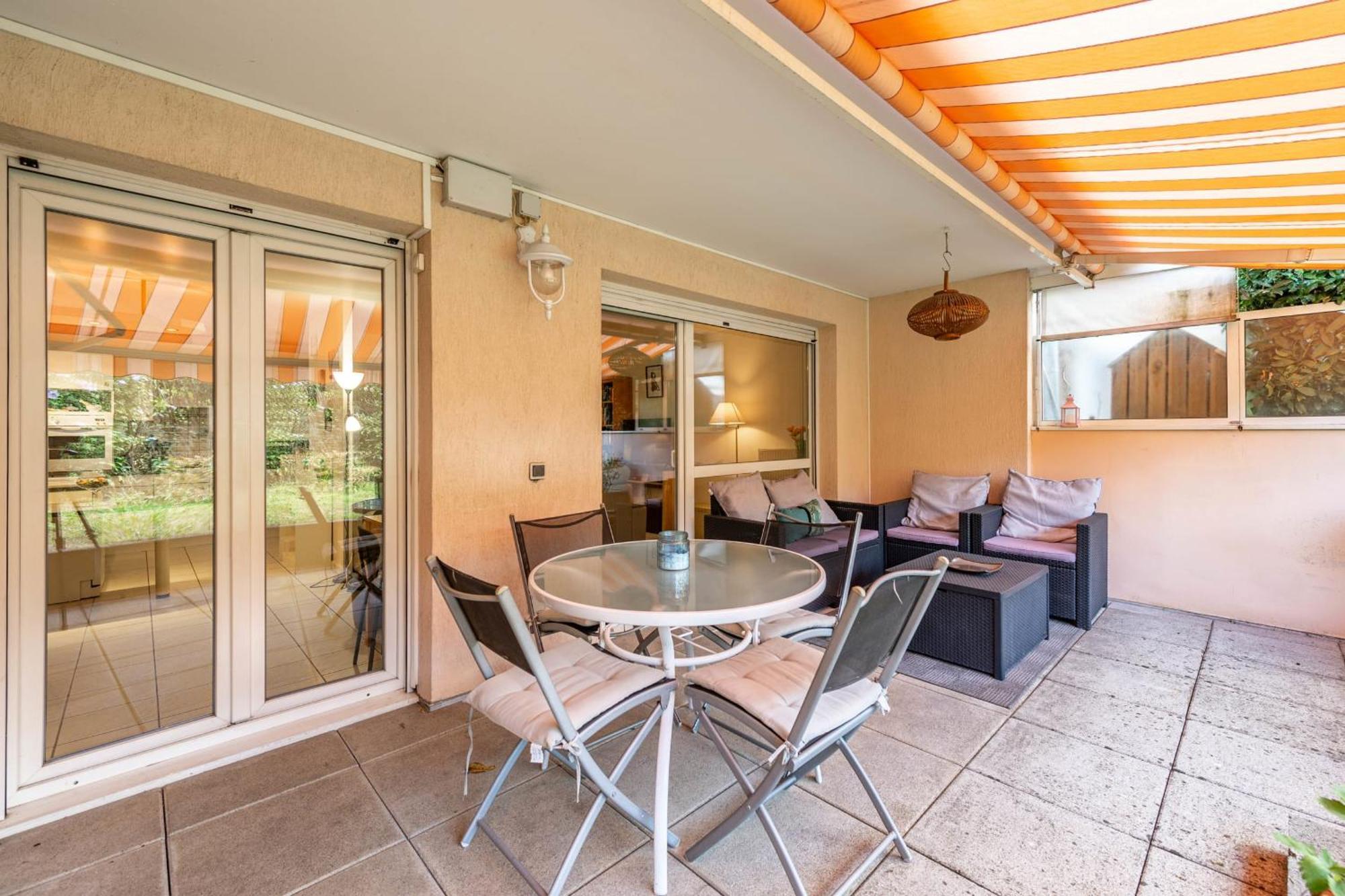 T3 Avec Terrasse Dans Un Quartier Calme Apartment *