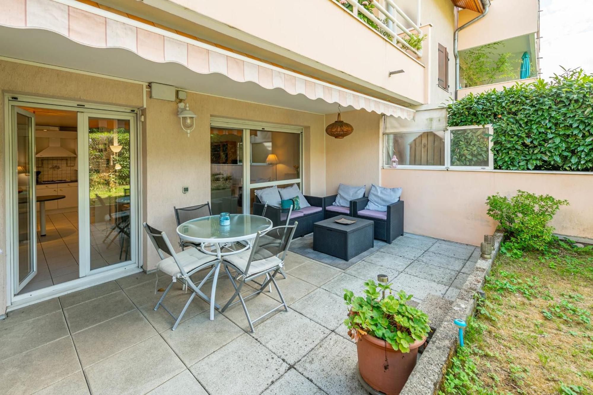 T3 Avec Terrasse Dans Un Quartier Calme Annecy