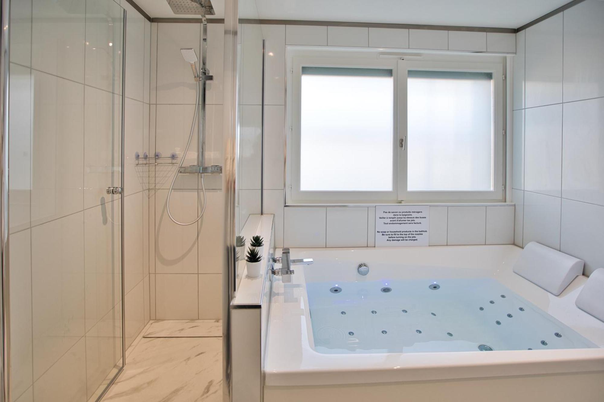 Apartment Baignoire Balneo