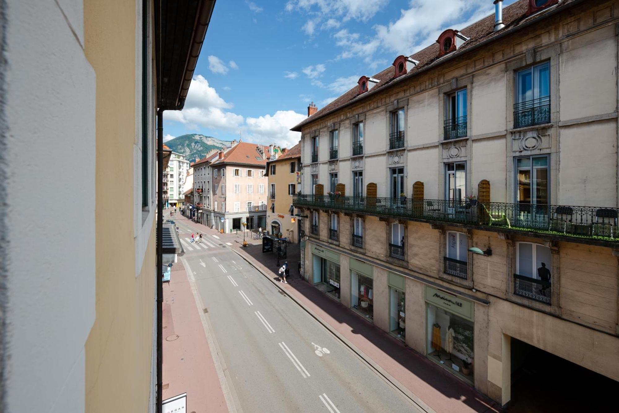 D'architectes - Vue - 300 M Du
