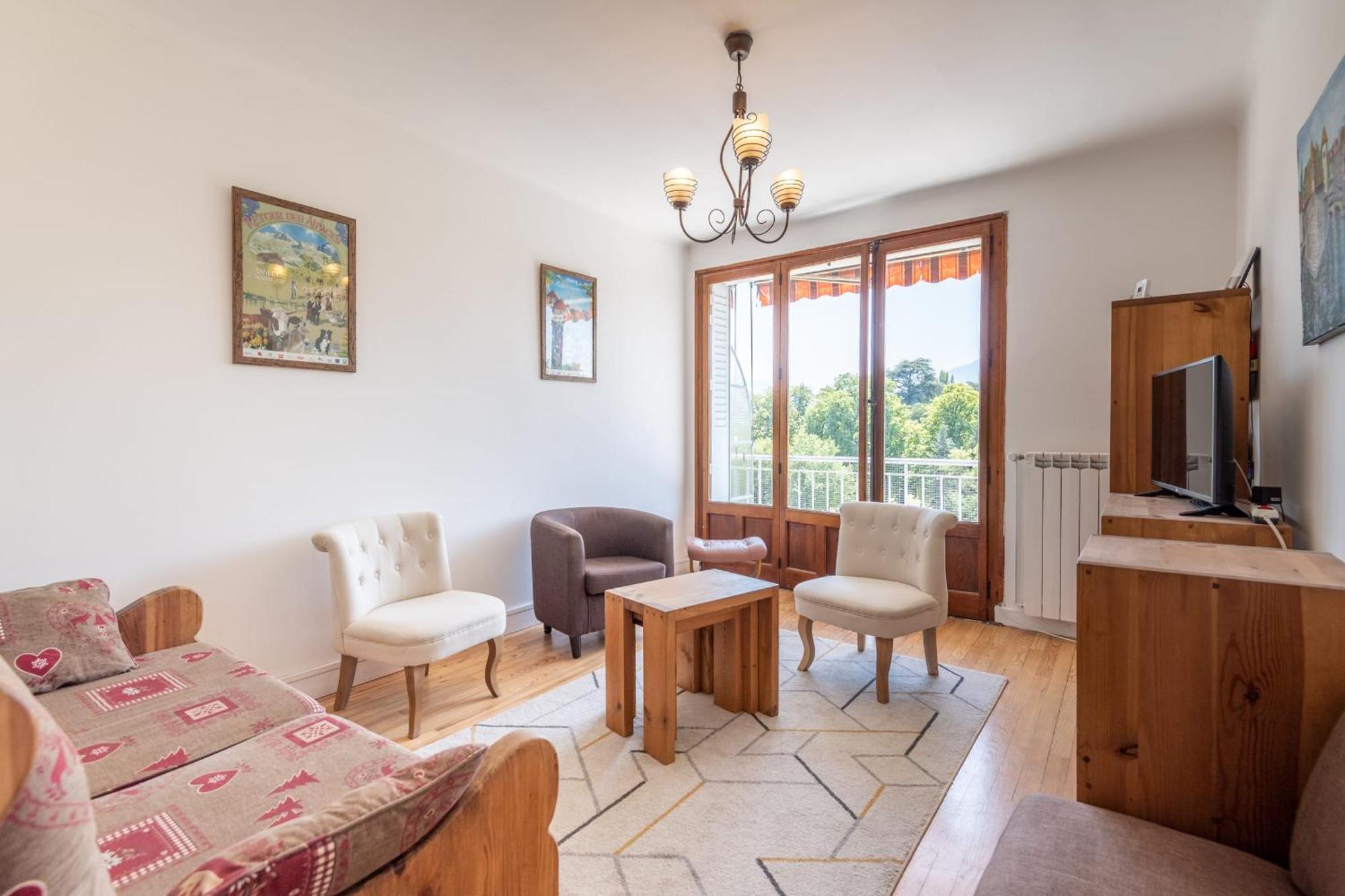 Imperial - Confortable Pres Du Apartment Annecy