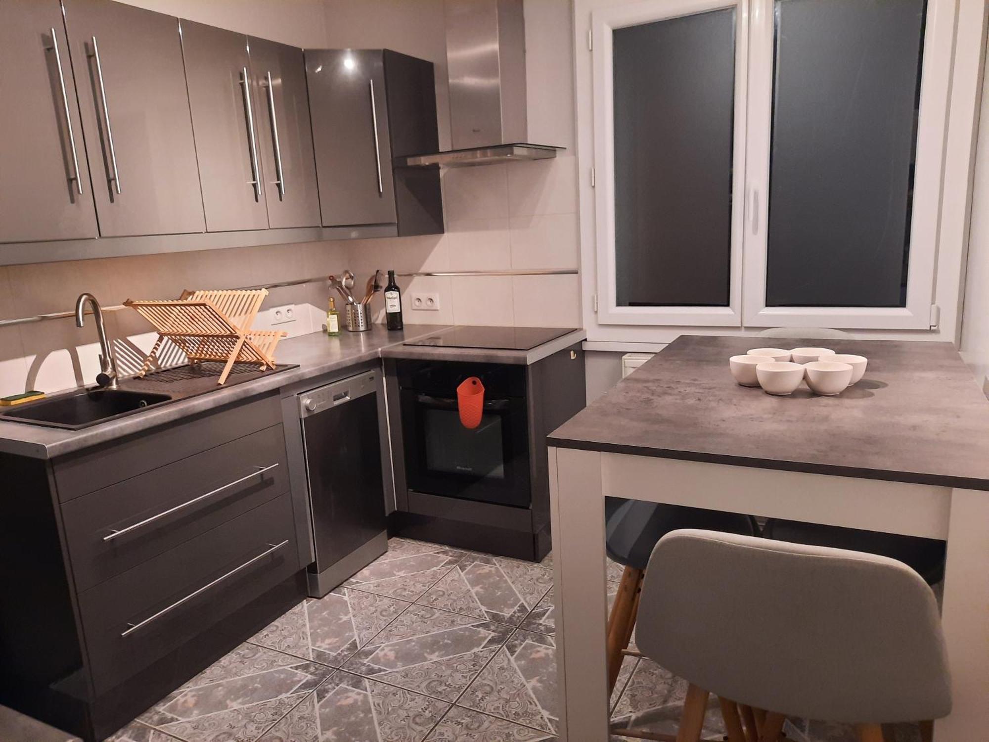 Apartment Familial A 2 Pas Du *