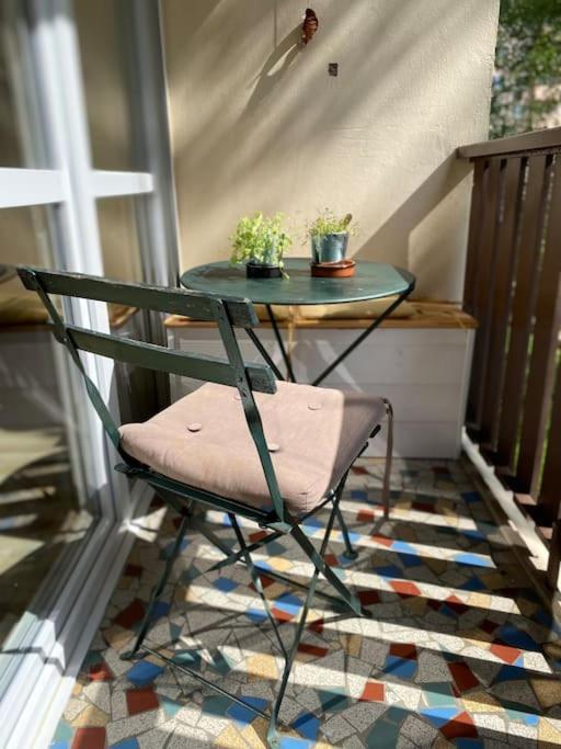 Entier Apartment