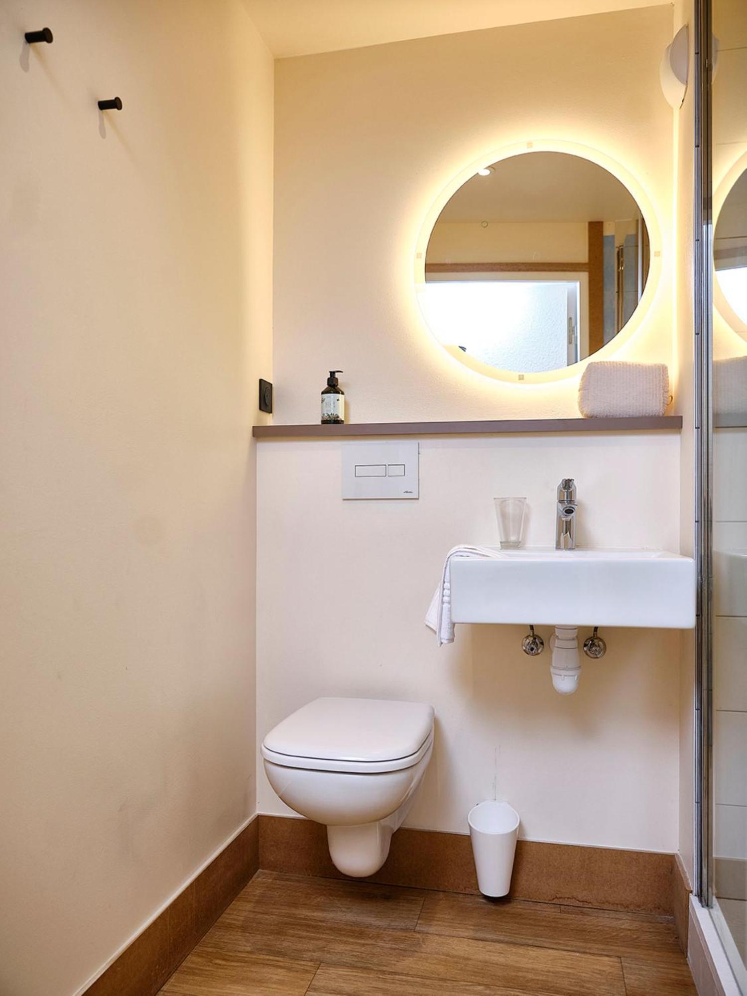 Premiere Classe Cran-gevrier Renove En 2025 Hotel