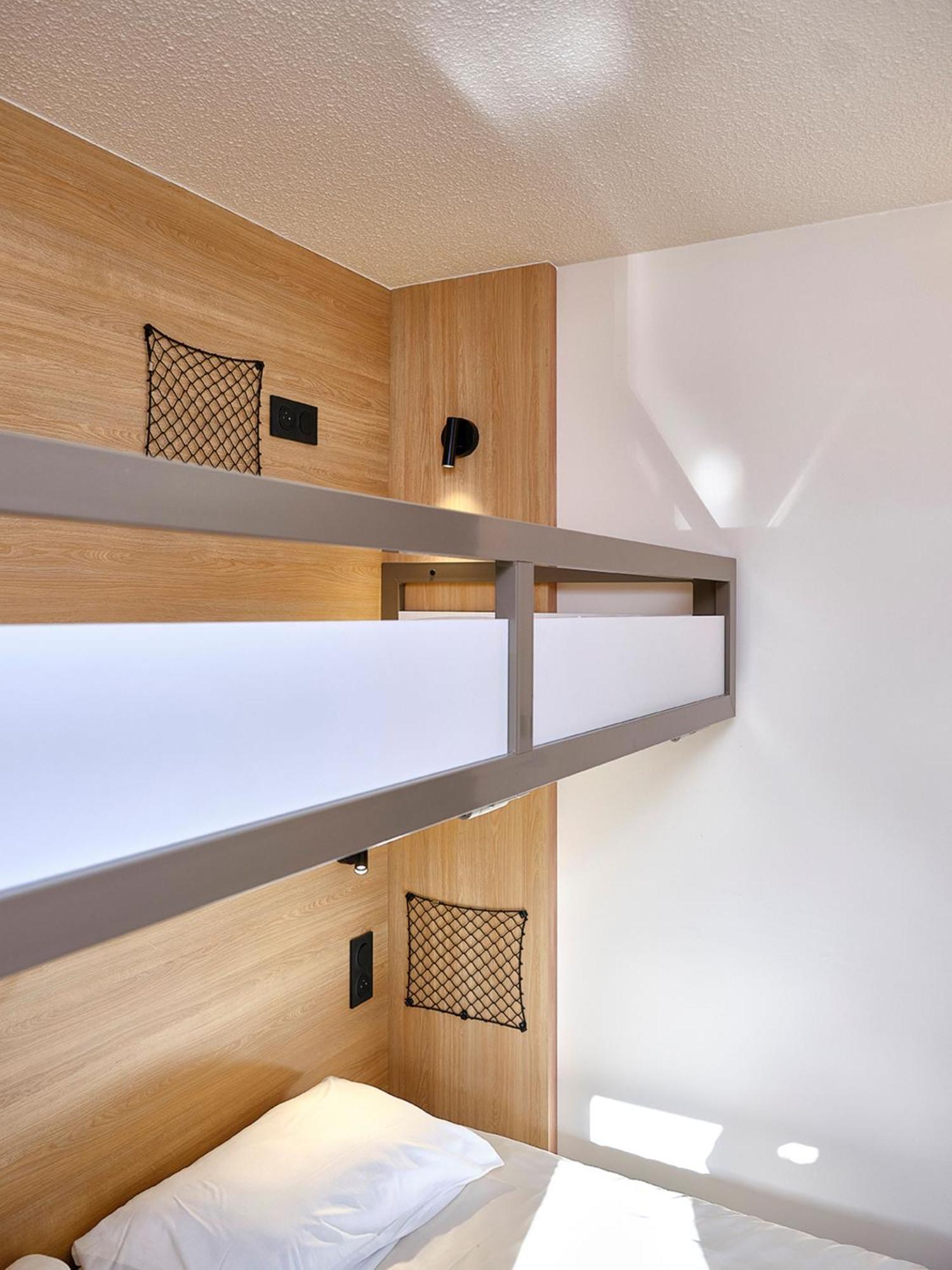 Premiere Classe Cran-gevrier Renove En 2025 Hotel *