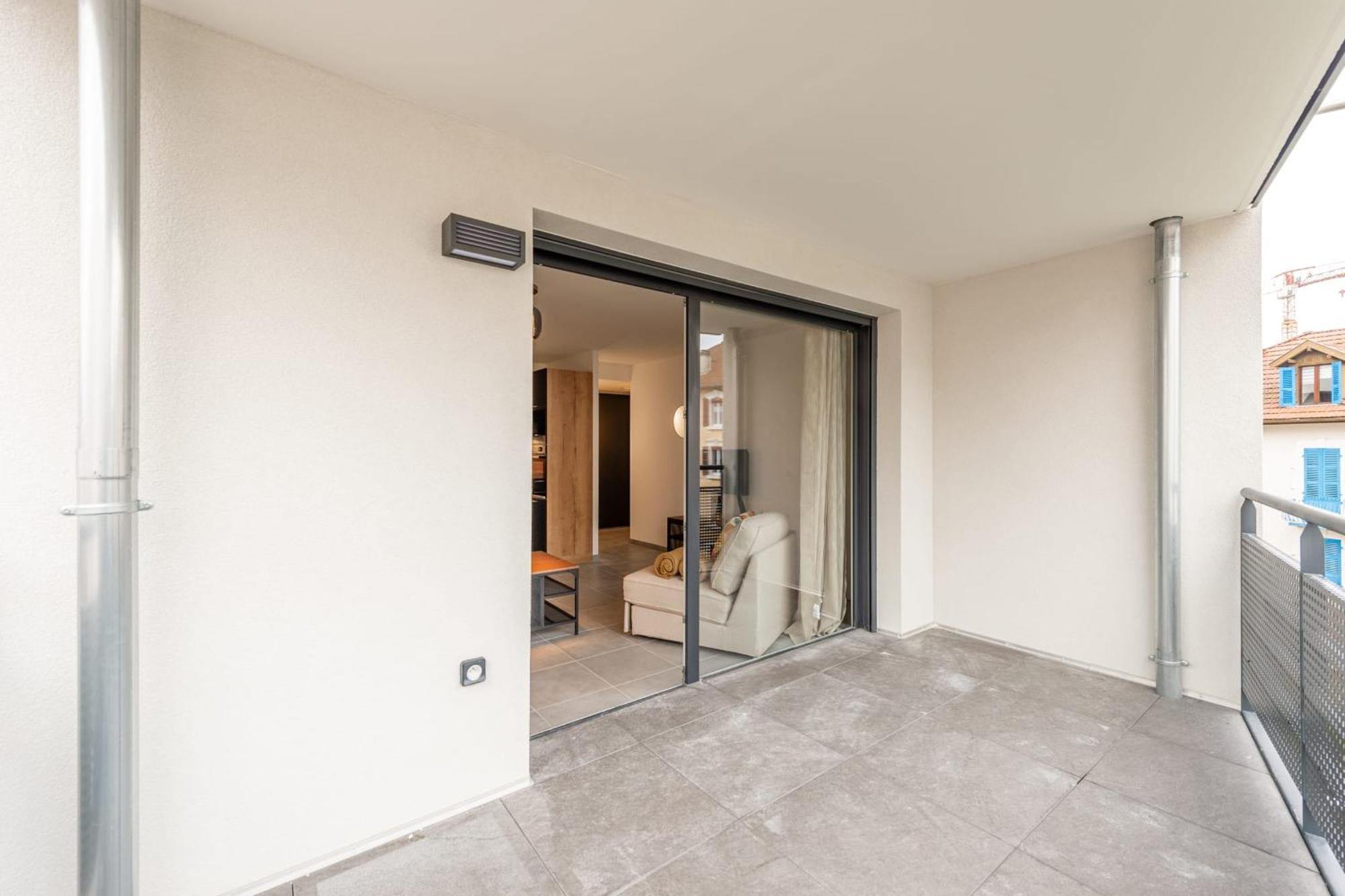 Annecity - Confortable Pres Du Centre