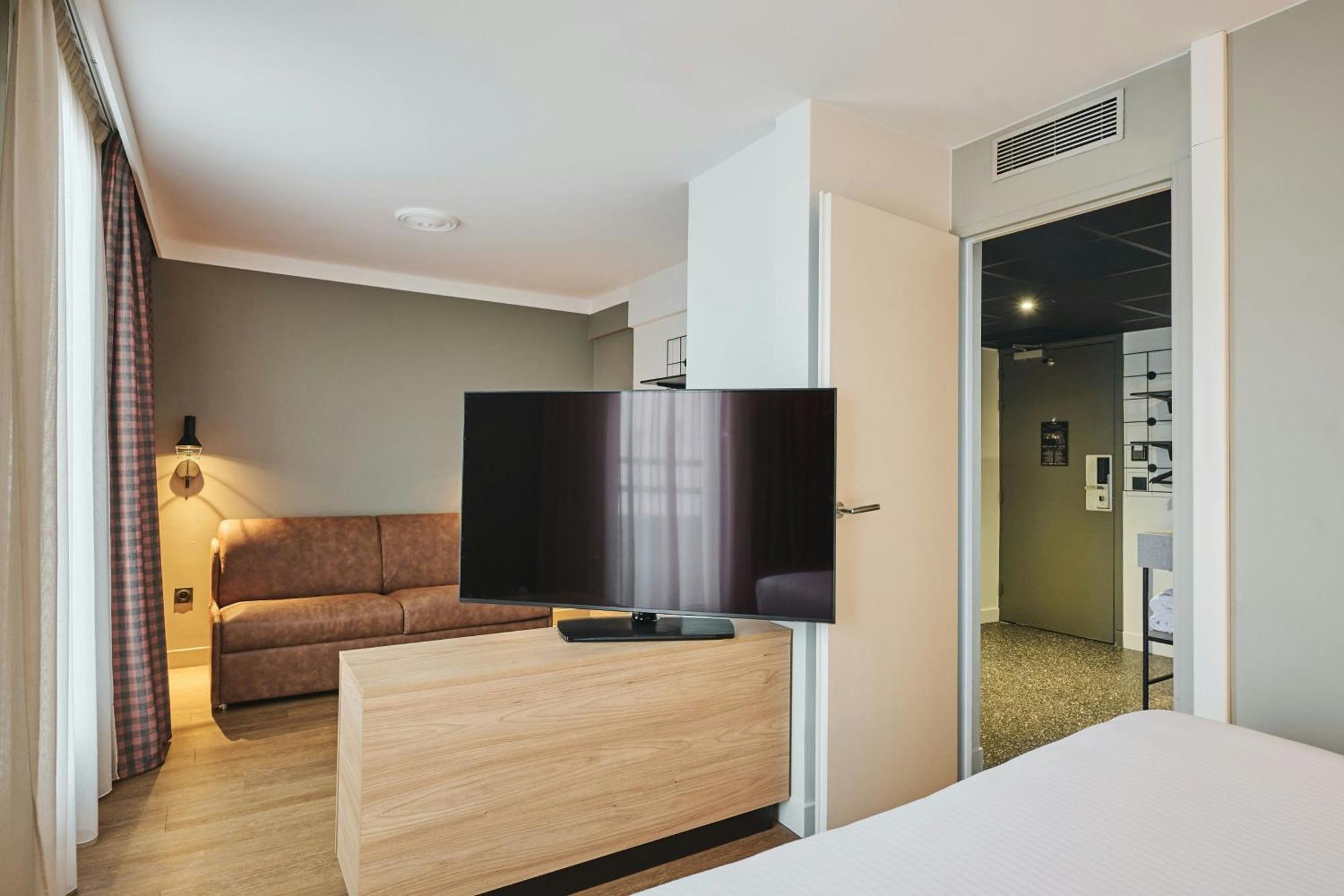 Moxy Annecy
