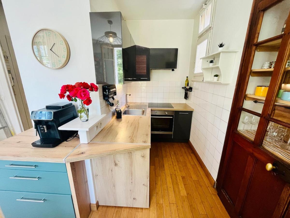 Apartment Relaxing 2br With Private Garden, Near The Center *
