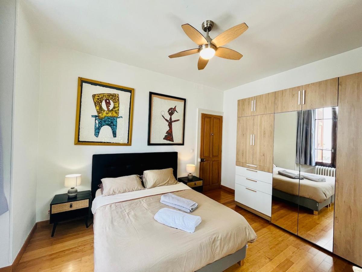 Apartment Relaxing 2br With Private Garden, Near The Center