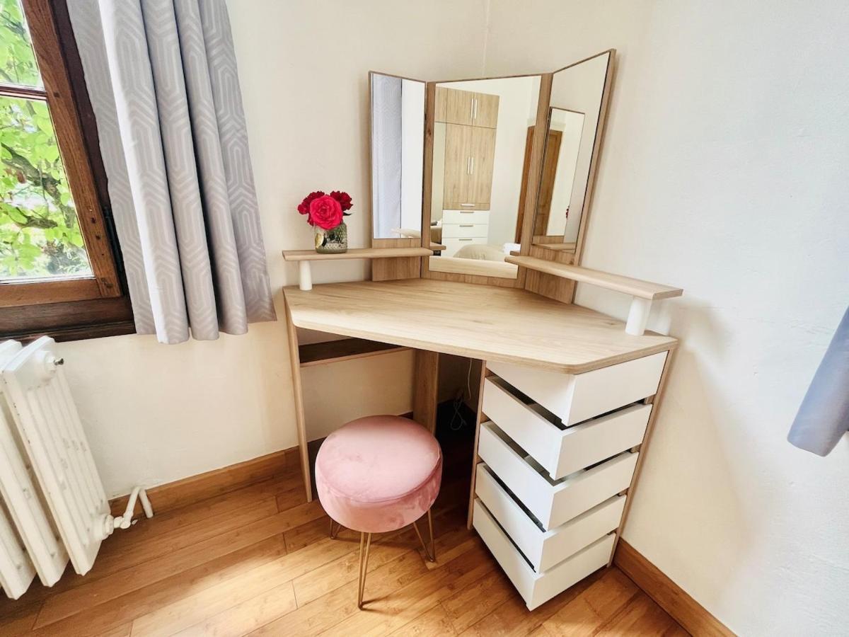 Relaxing 2br With Private Garden, Near The Center Apartment