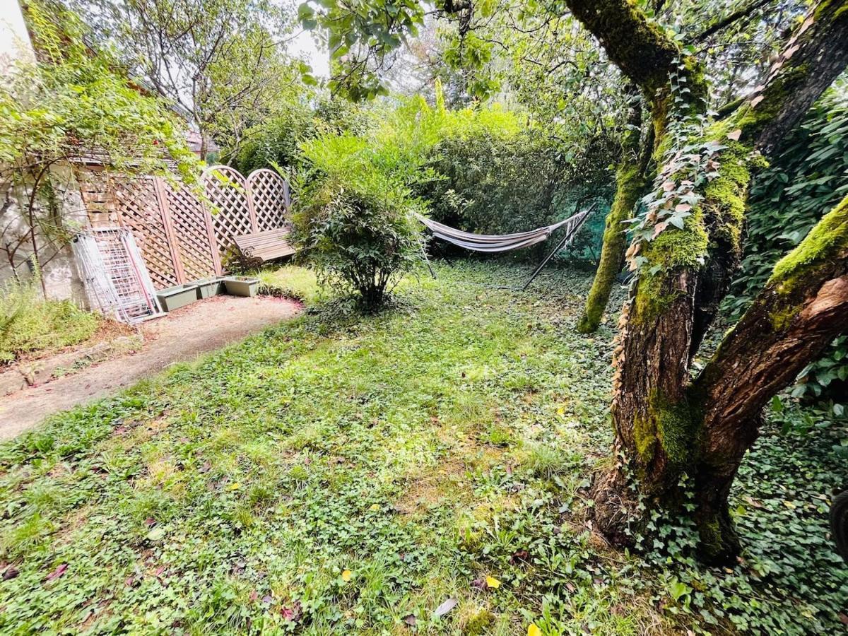 Relaxing 2br With Private Garden, Near The Center