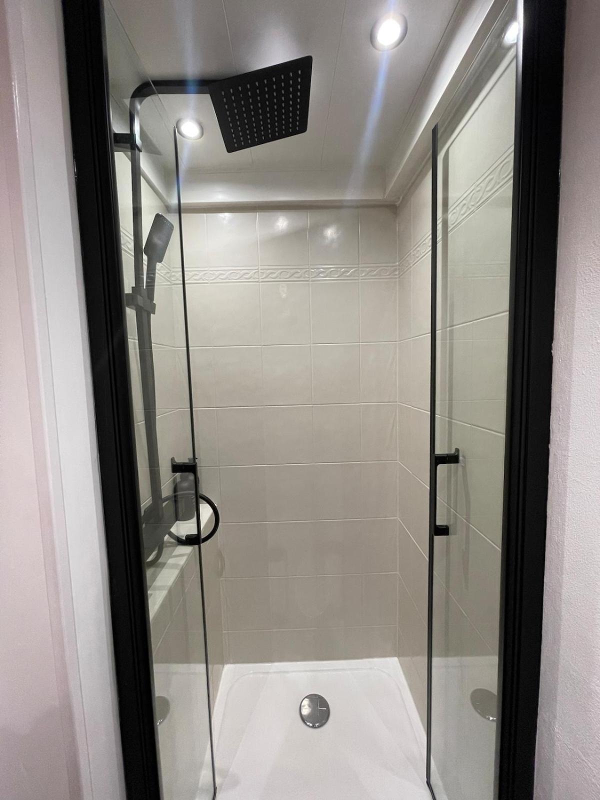 Au Faubourg -old - & Canal 1 Min Apartment Annecy