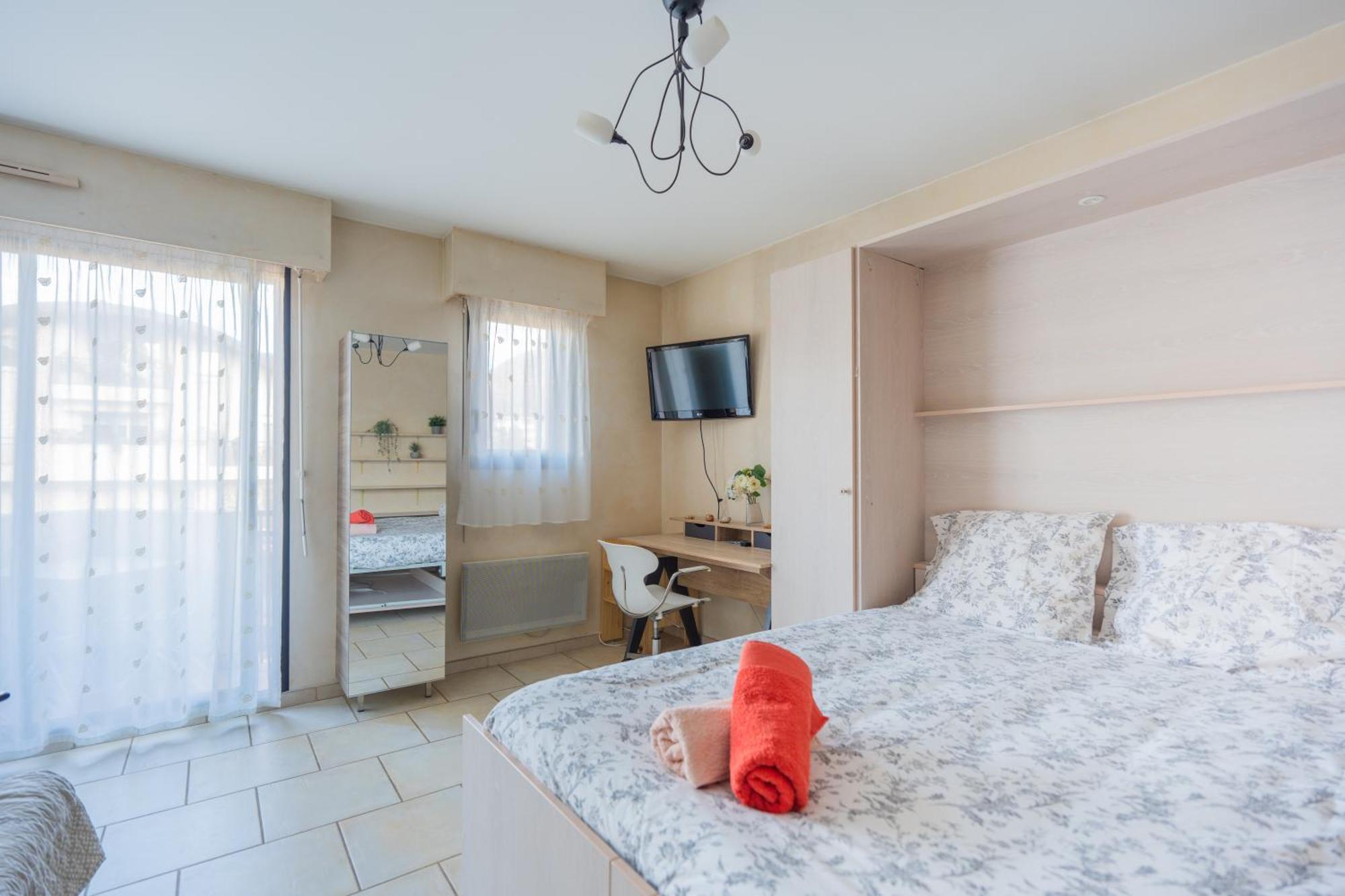 Cozy Studio, Very Close To Apartment *