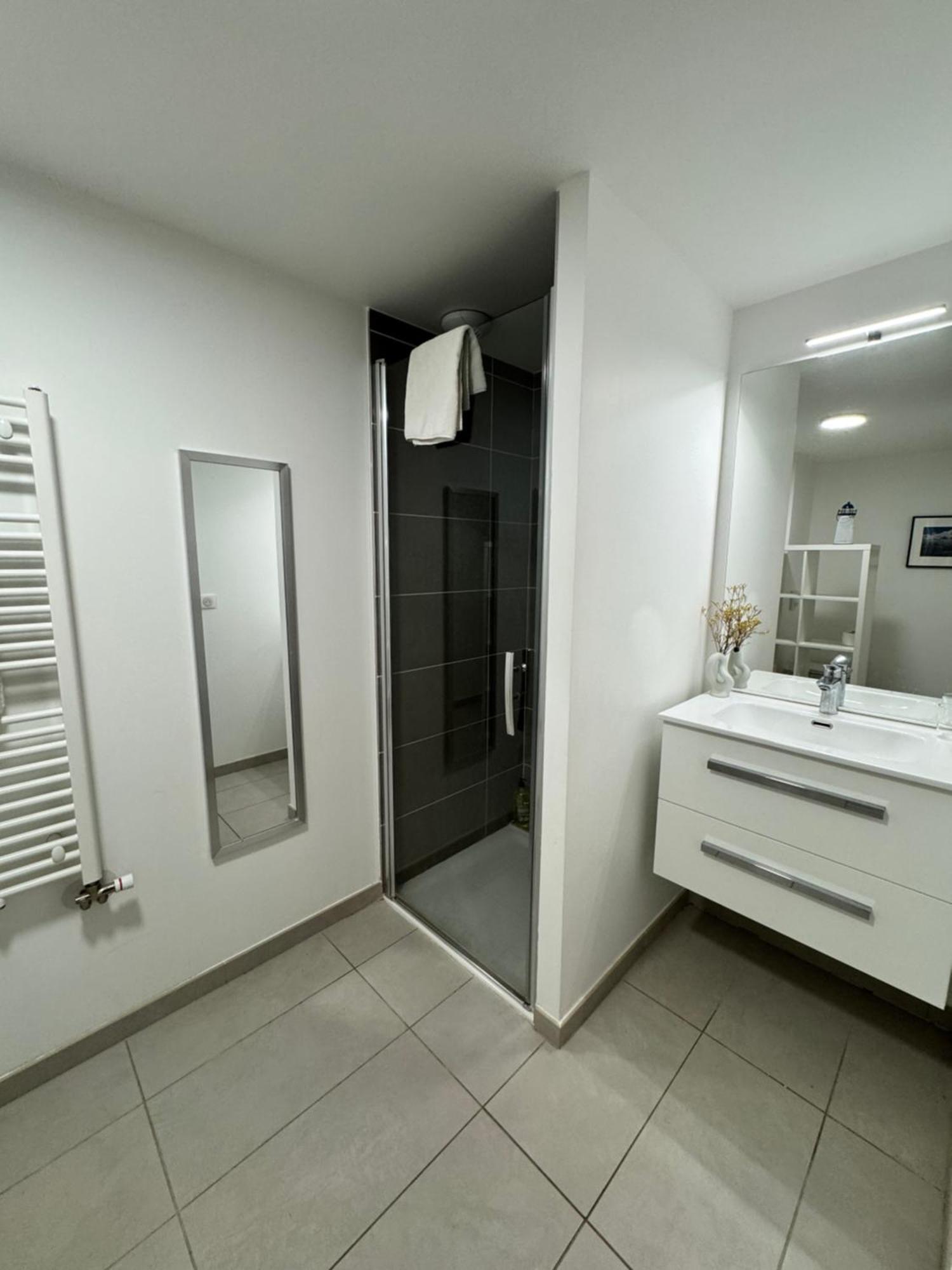 Mountainlake Gateway Apartment