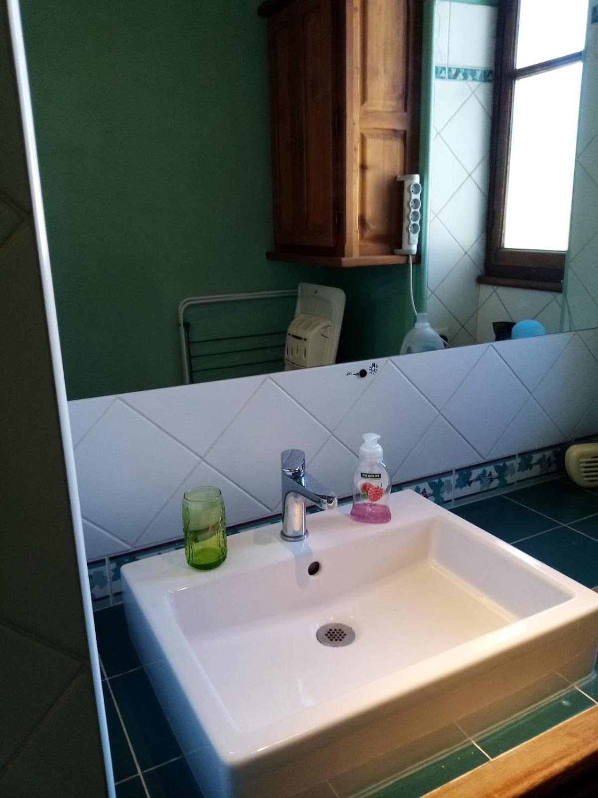 Grand Meuble 70 M2 Centre-ville Proche Apartment