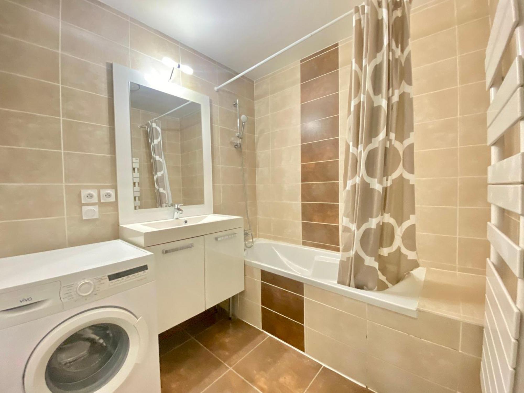 Apartment Centre-ville Annecy, 2 Ch, Animaux Admis, Parking Prive - Fr-1-432-91