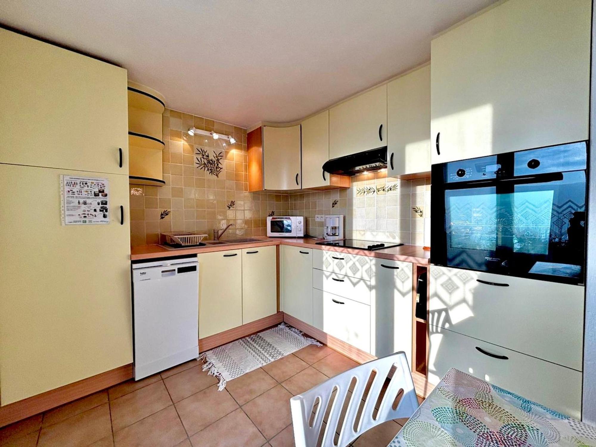 Apartment Confortable Avec Terrasse Et Wifi - Fr-1-432-32 Annecy