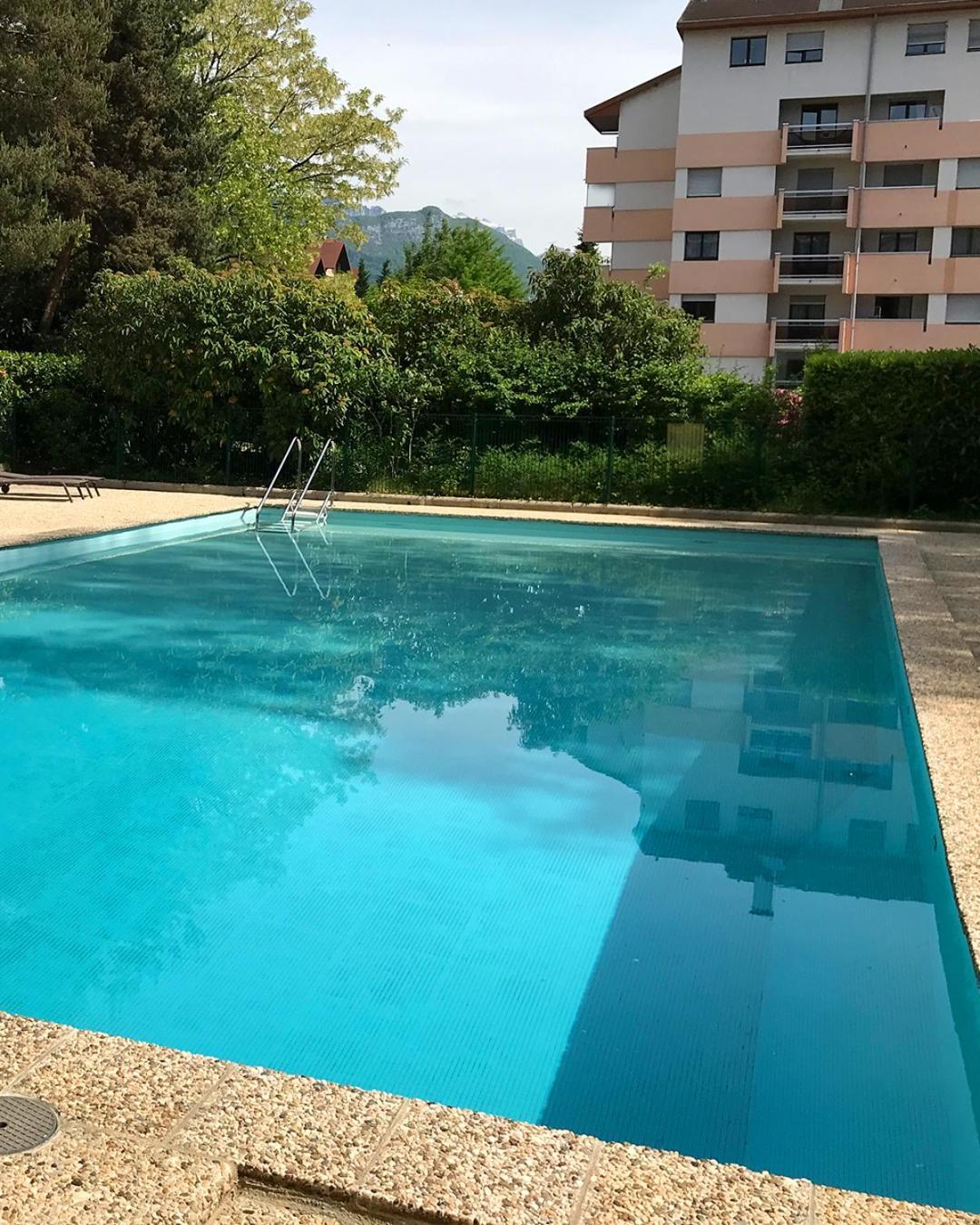 Panorama Stay, Pool, Balcony And Mountain View Apartment *