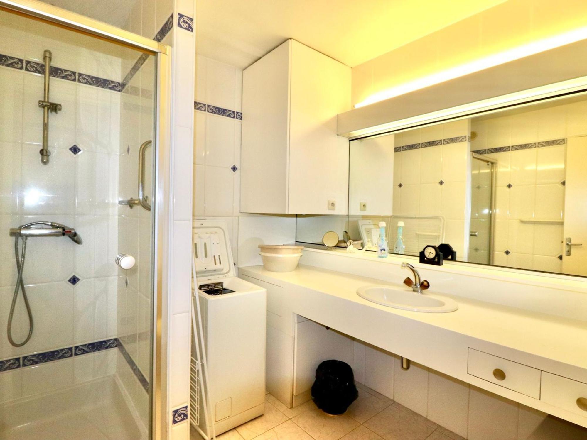 Centre - F2 Spacieux Avec Balcon, Parking Prive, A 50m Du - 2/3 Pers - Fr-1-432-23 Apartment Annecy