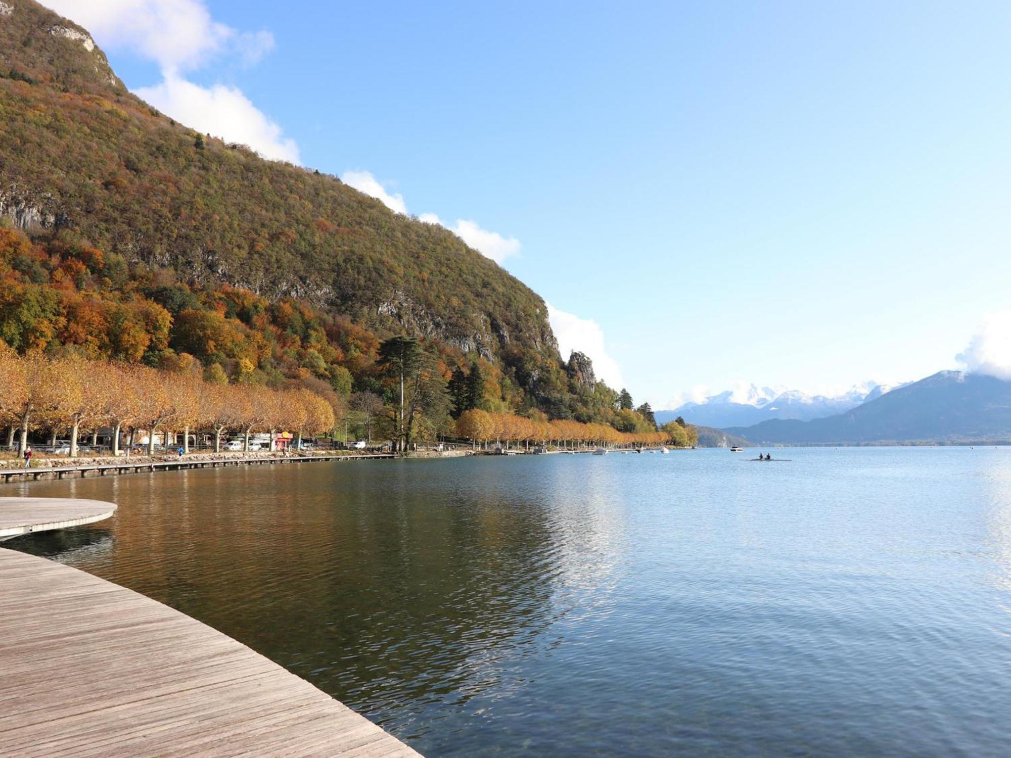 Centre - F2 Spacieux Avec Balcon, Parking Prive, A 50m Du - 2/3 Pers - Fr-1-432-23 * Annecy