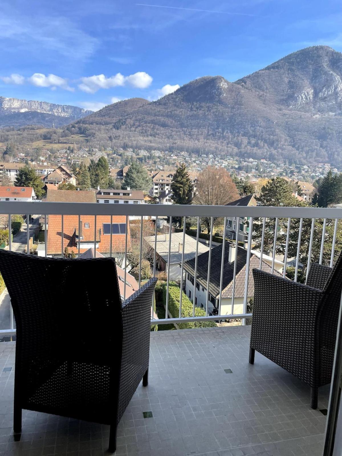 Chez Isabelle Et Florent - Logis Familial Du Apartment Annecy